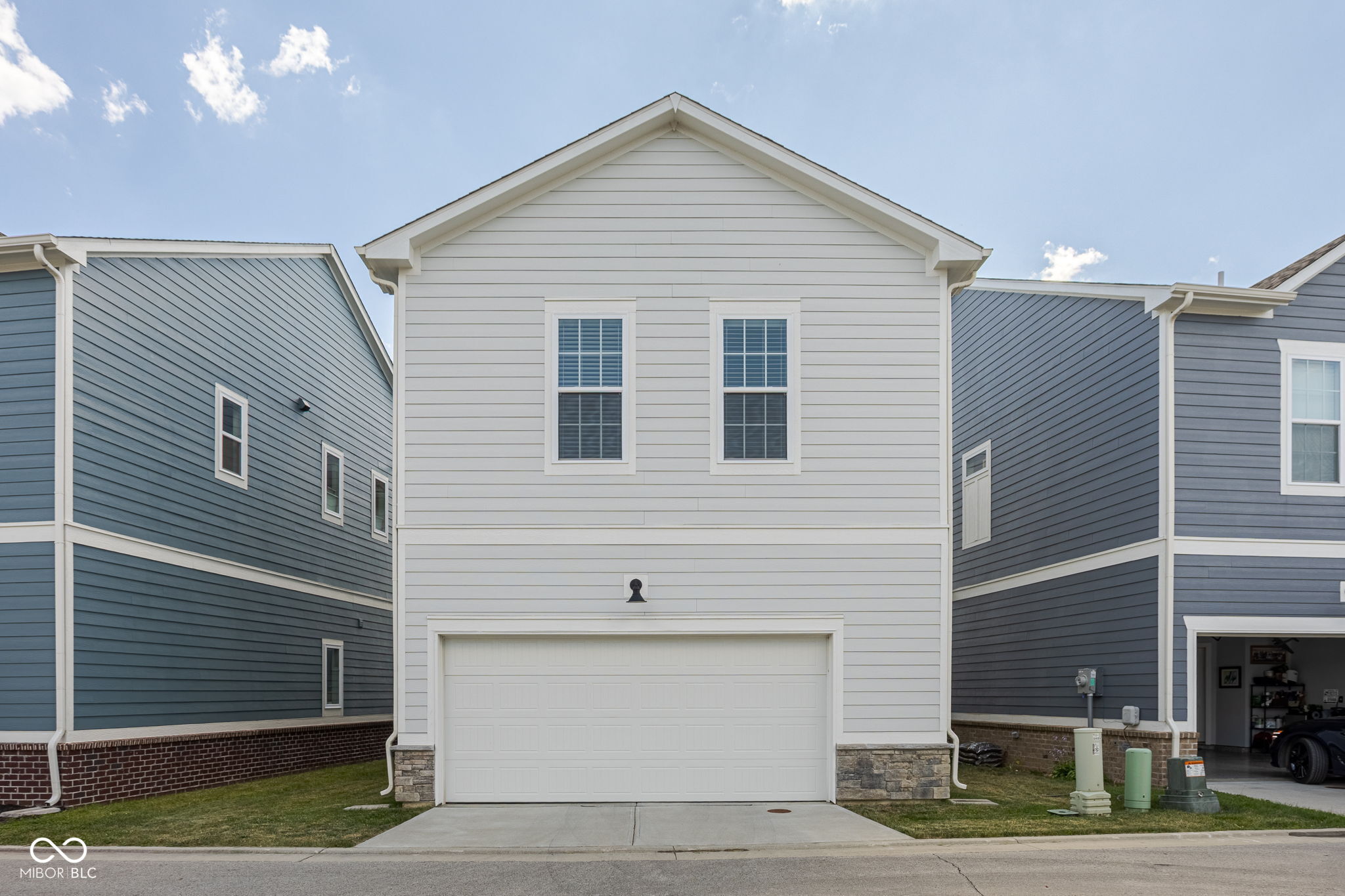584 Lagerfield Drive