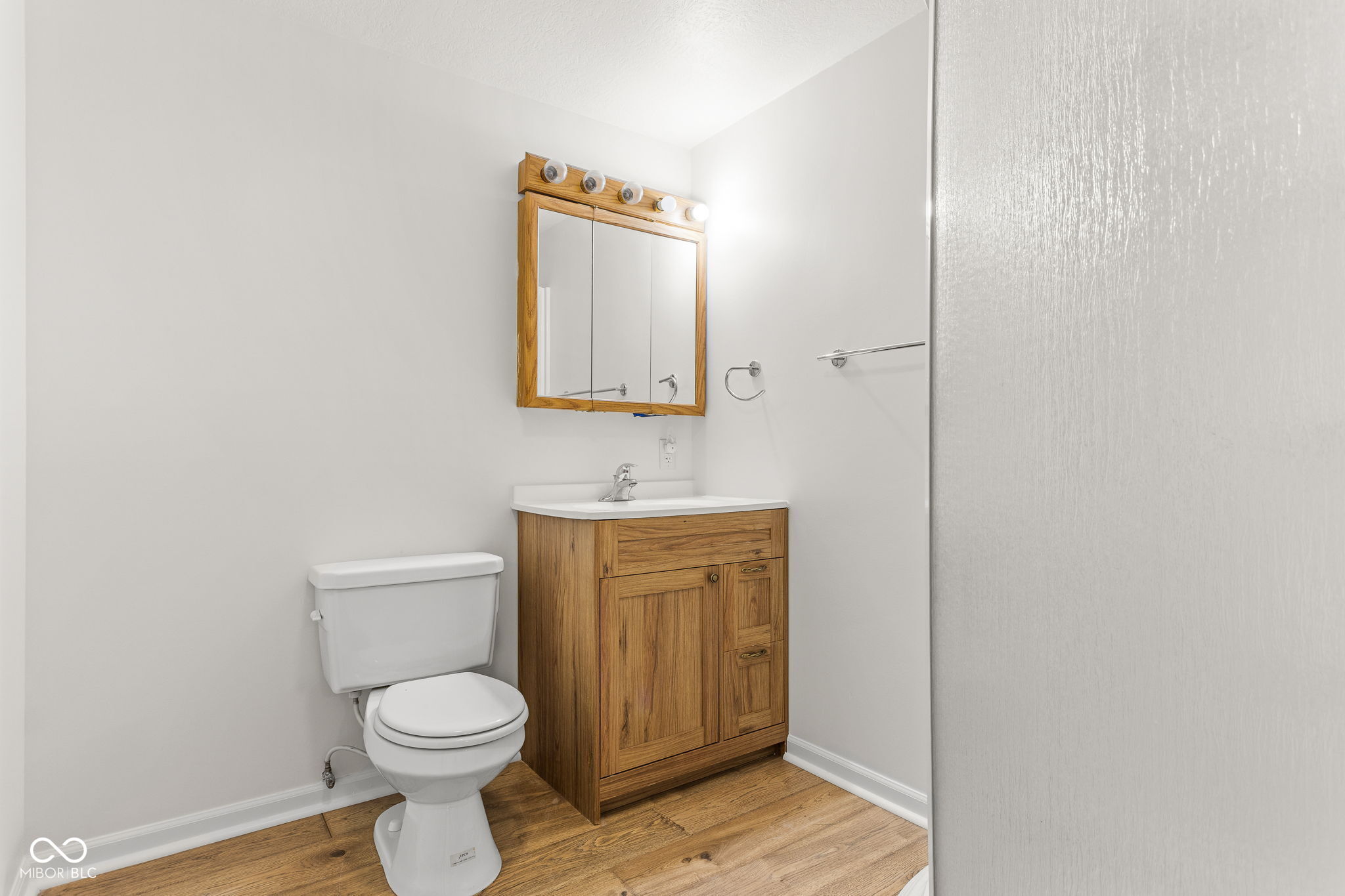 9422 Whisper Bend Drive