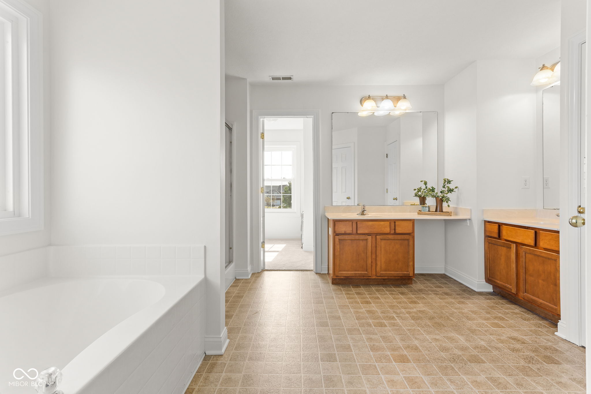 9422 Whisper Bend Drive