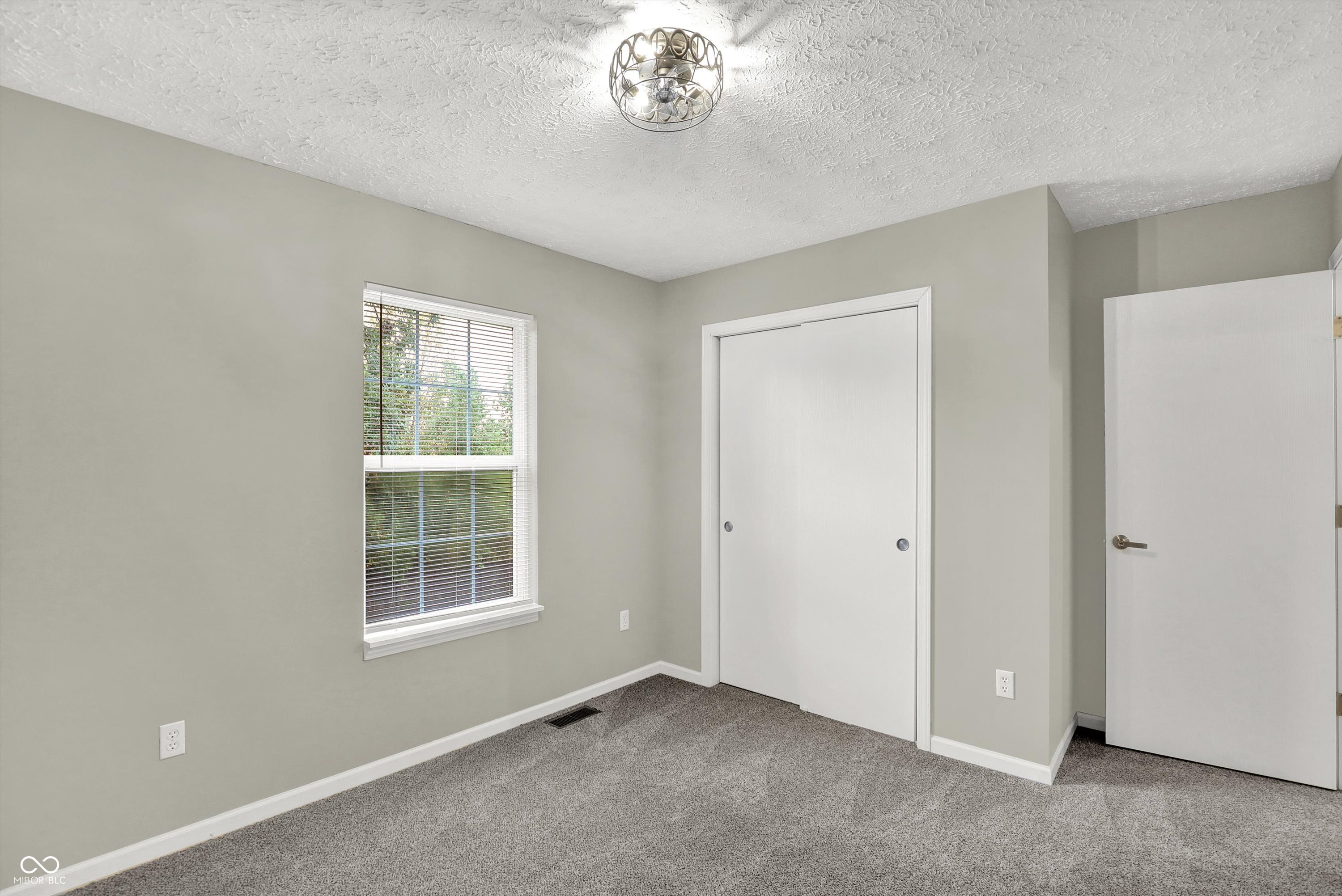 990 Canary Creek Drive