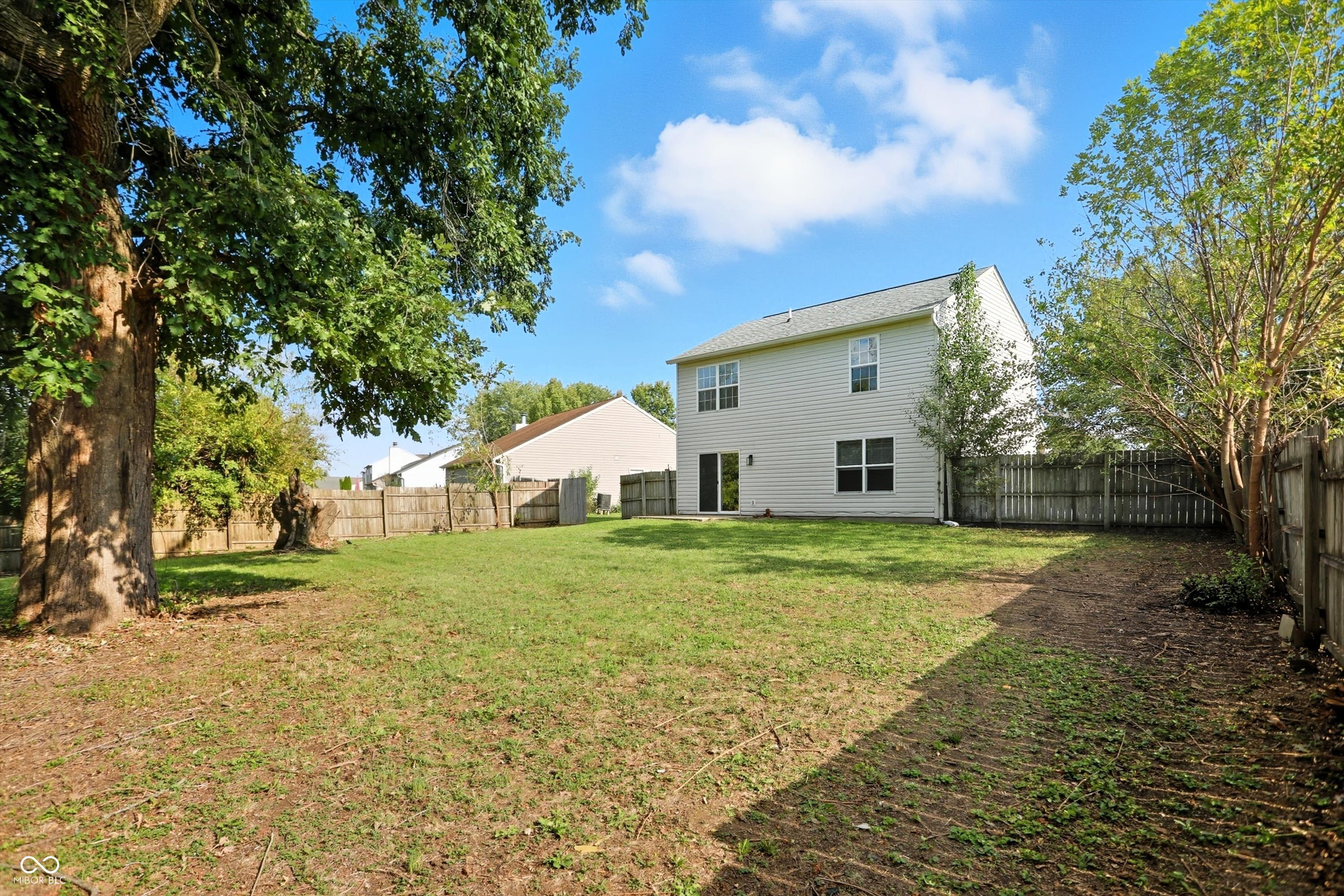 990 Canary Creek Drive