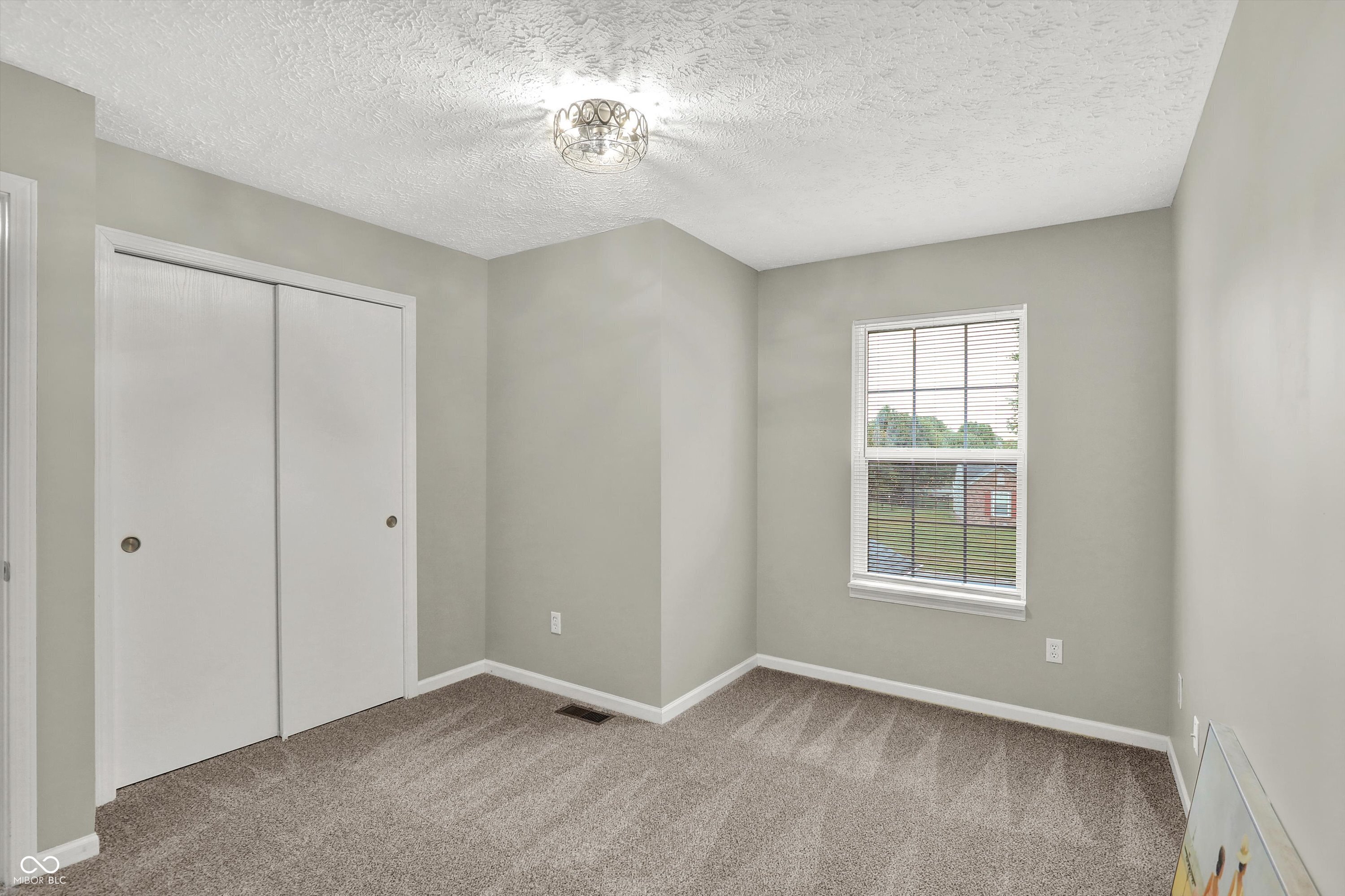 990 Canary Creek Drive