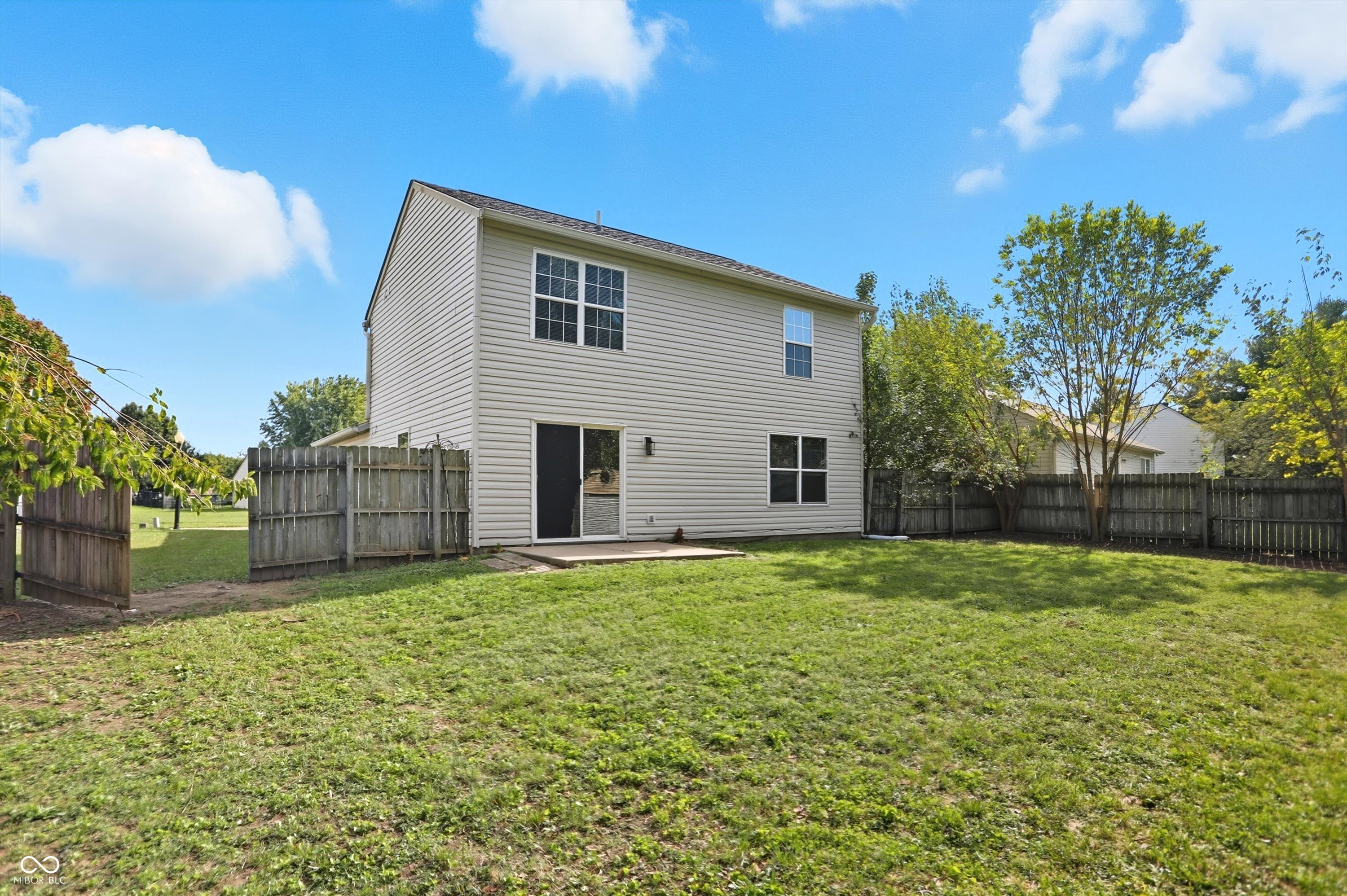 990 Canary Creek Drive