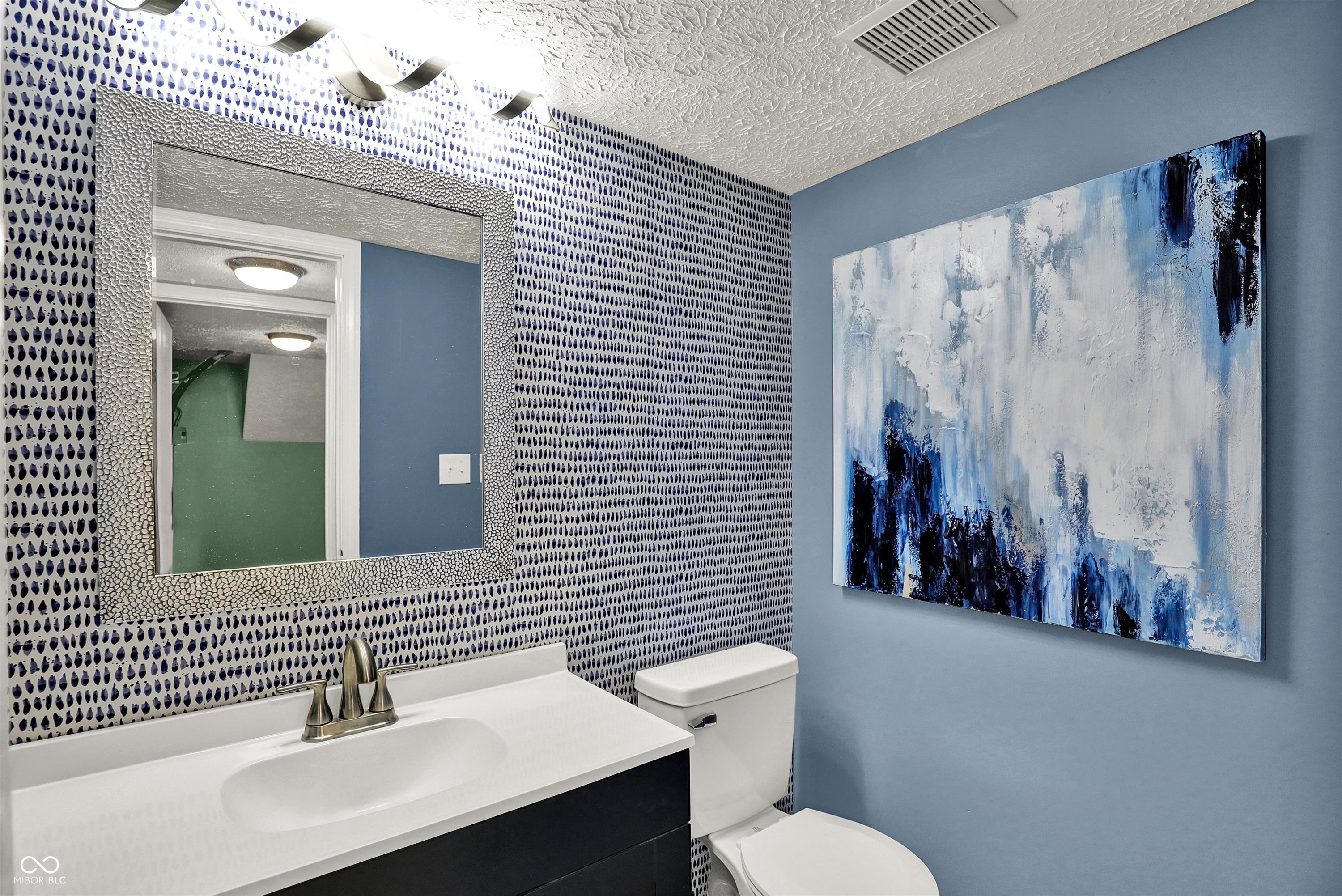 990 Canary Creek Drive