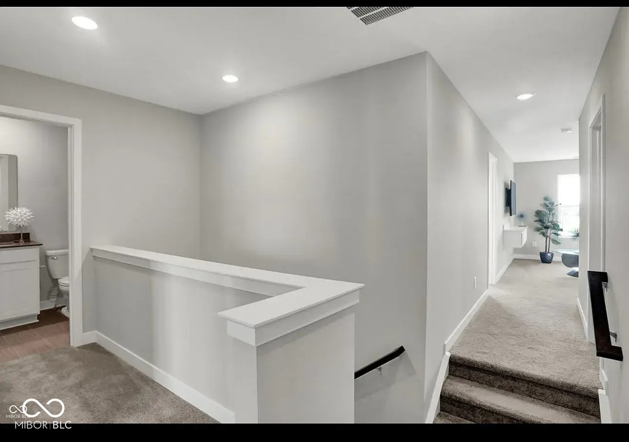 15243 Farrington Way