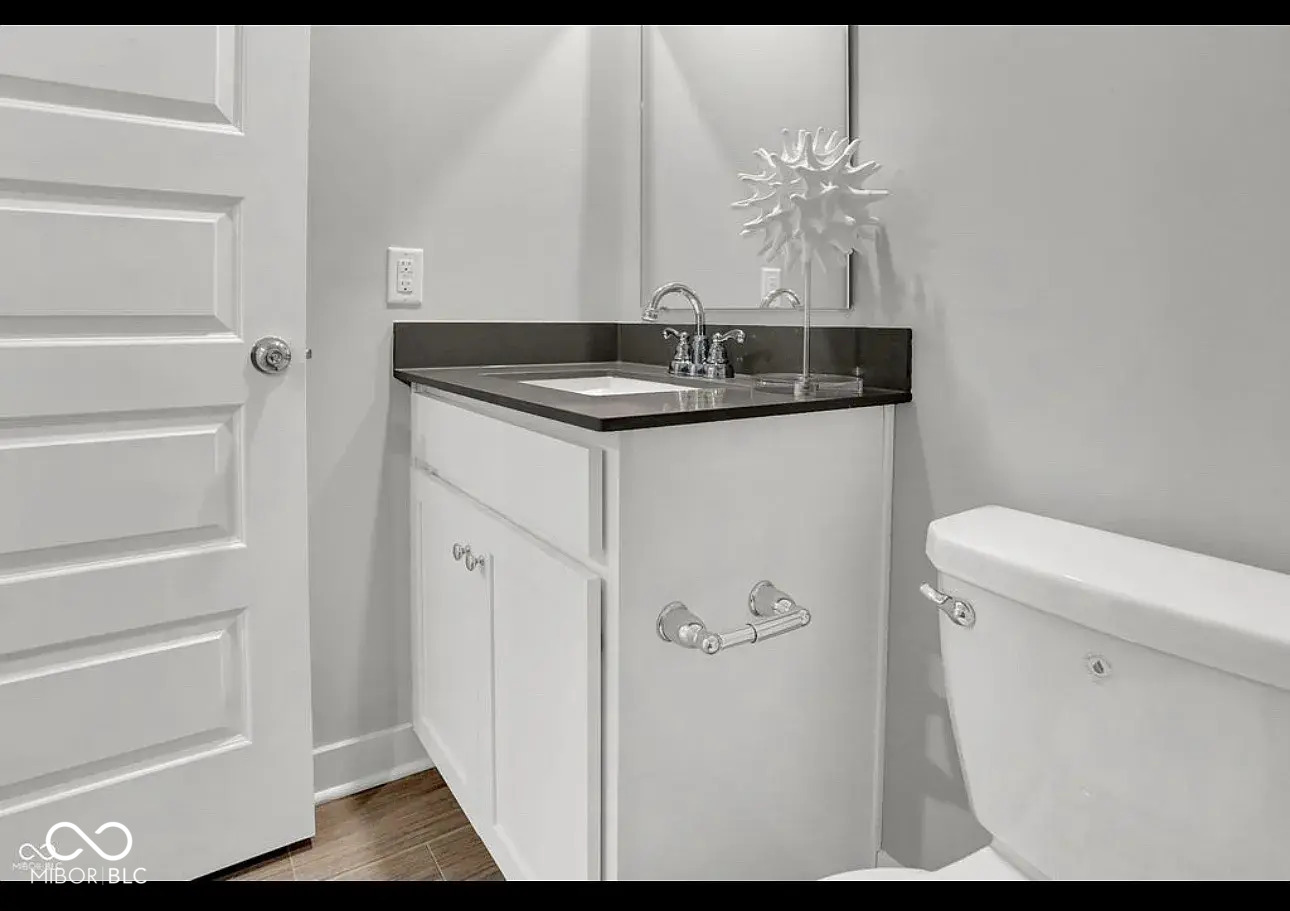 15243 Farrington Way