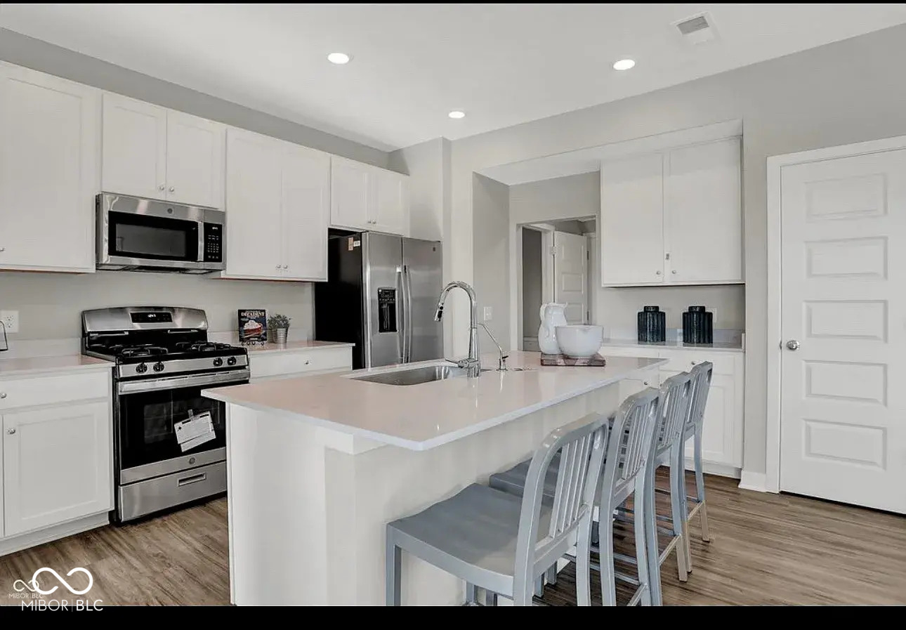 15243 Farrington Way