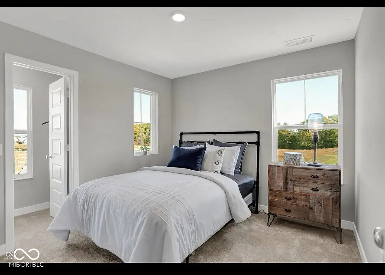 15243 Farrington Way