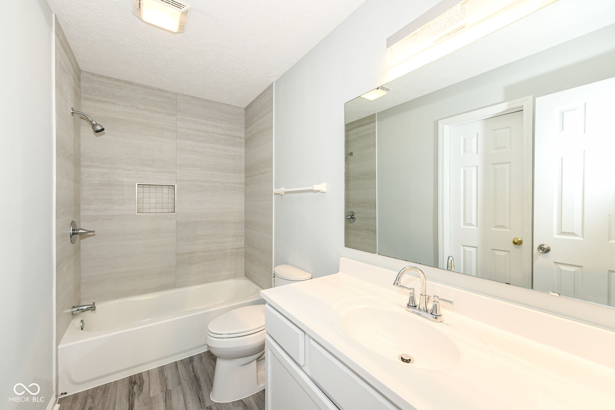 510 Grand Woods Drive