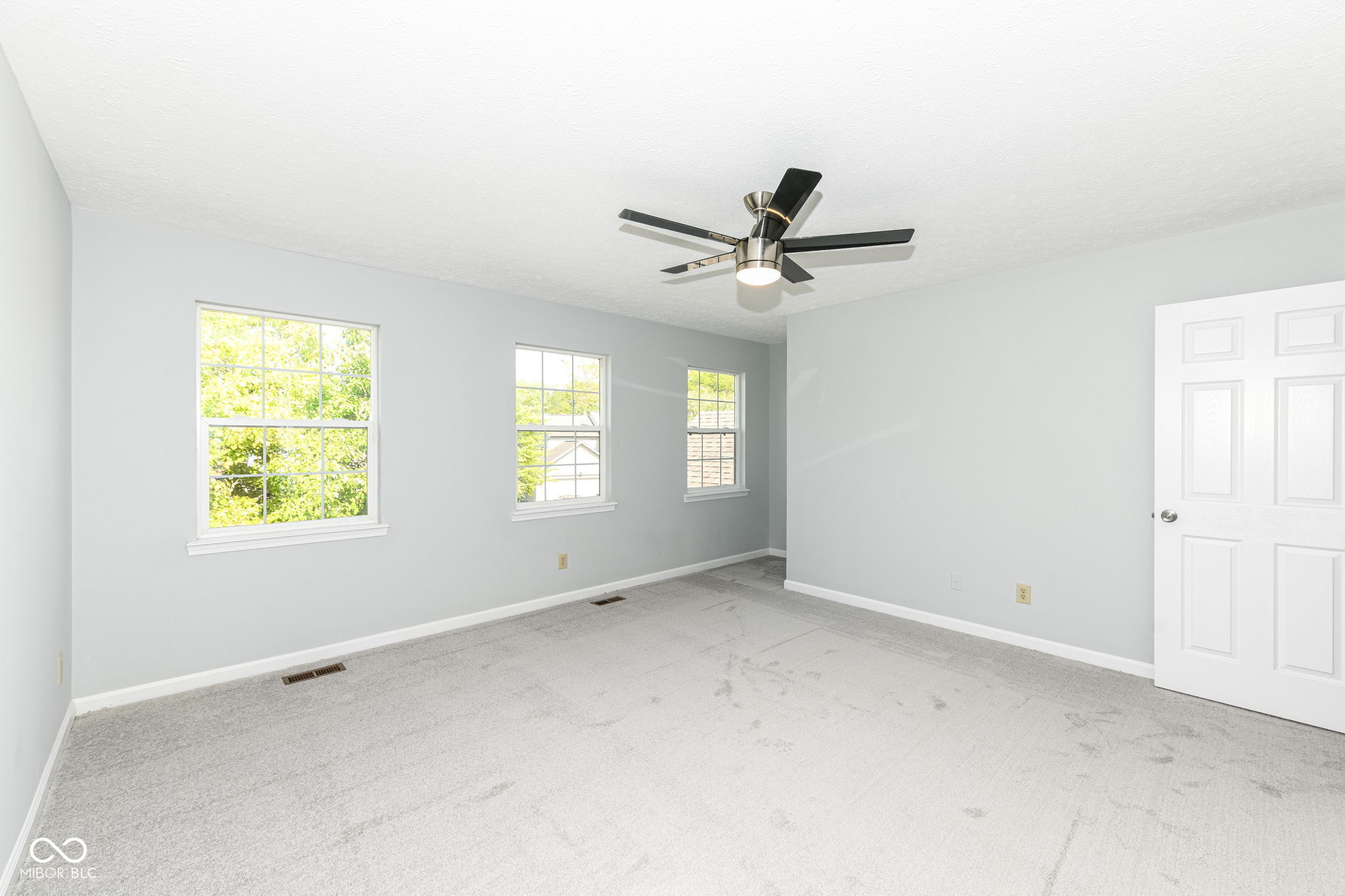 510 Grand Woods Drive