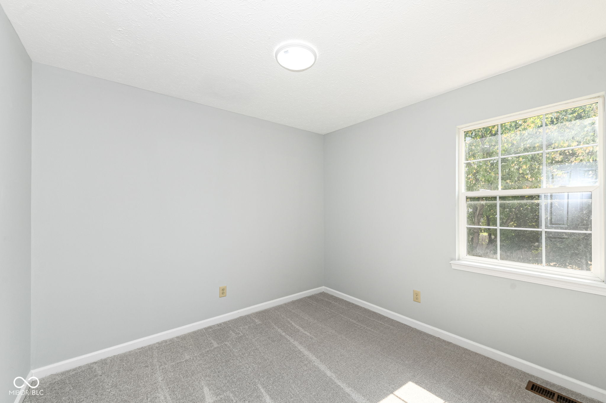 510 Grand Woods Drive