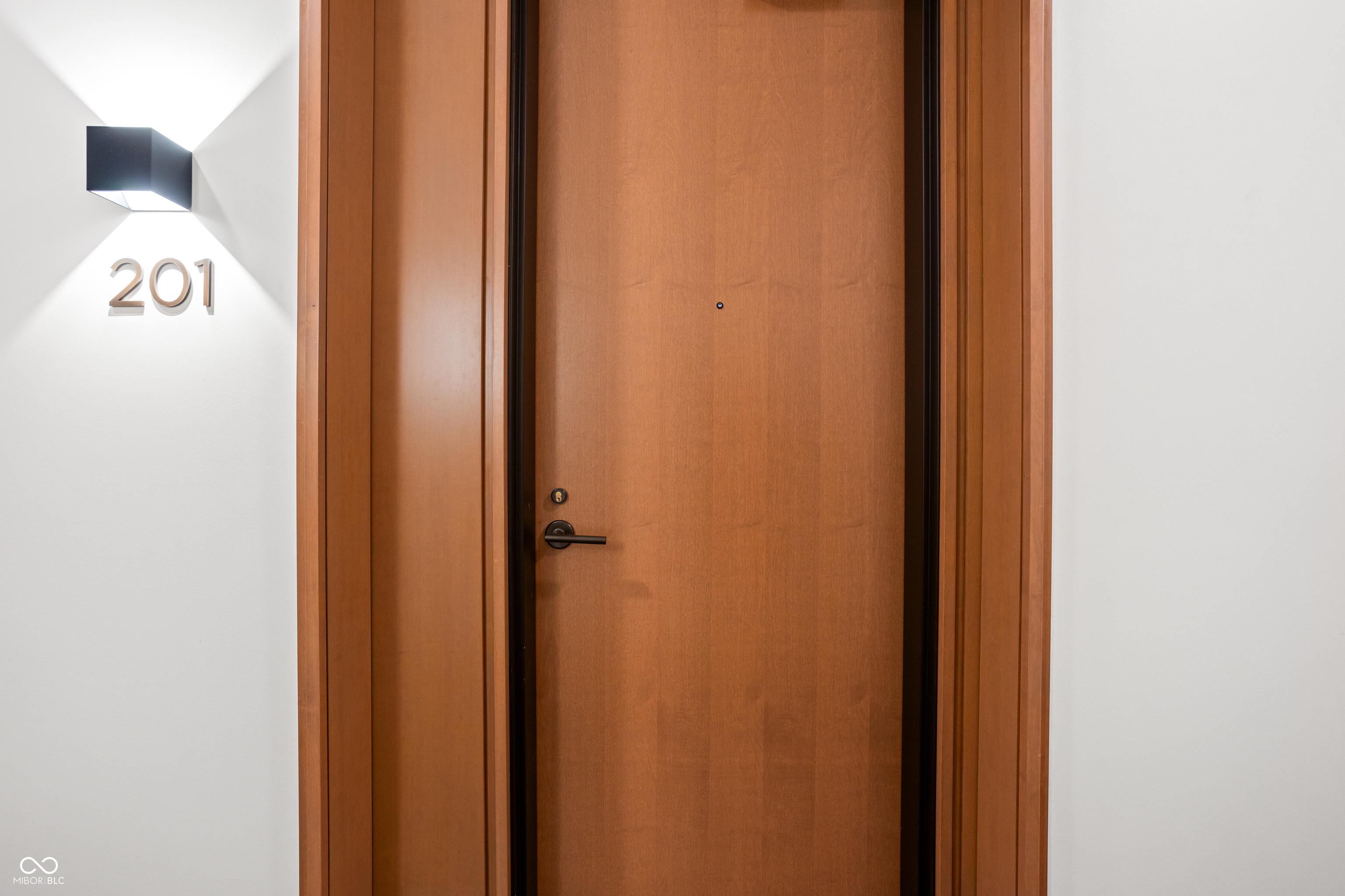 877 N East Street Unit: UNIT 201A