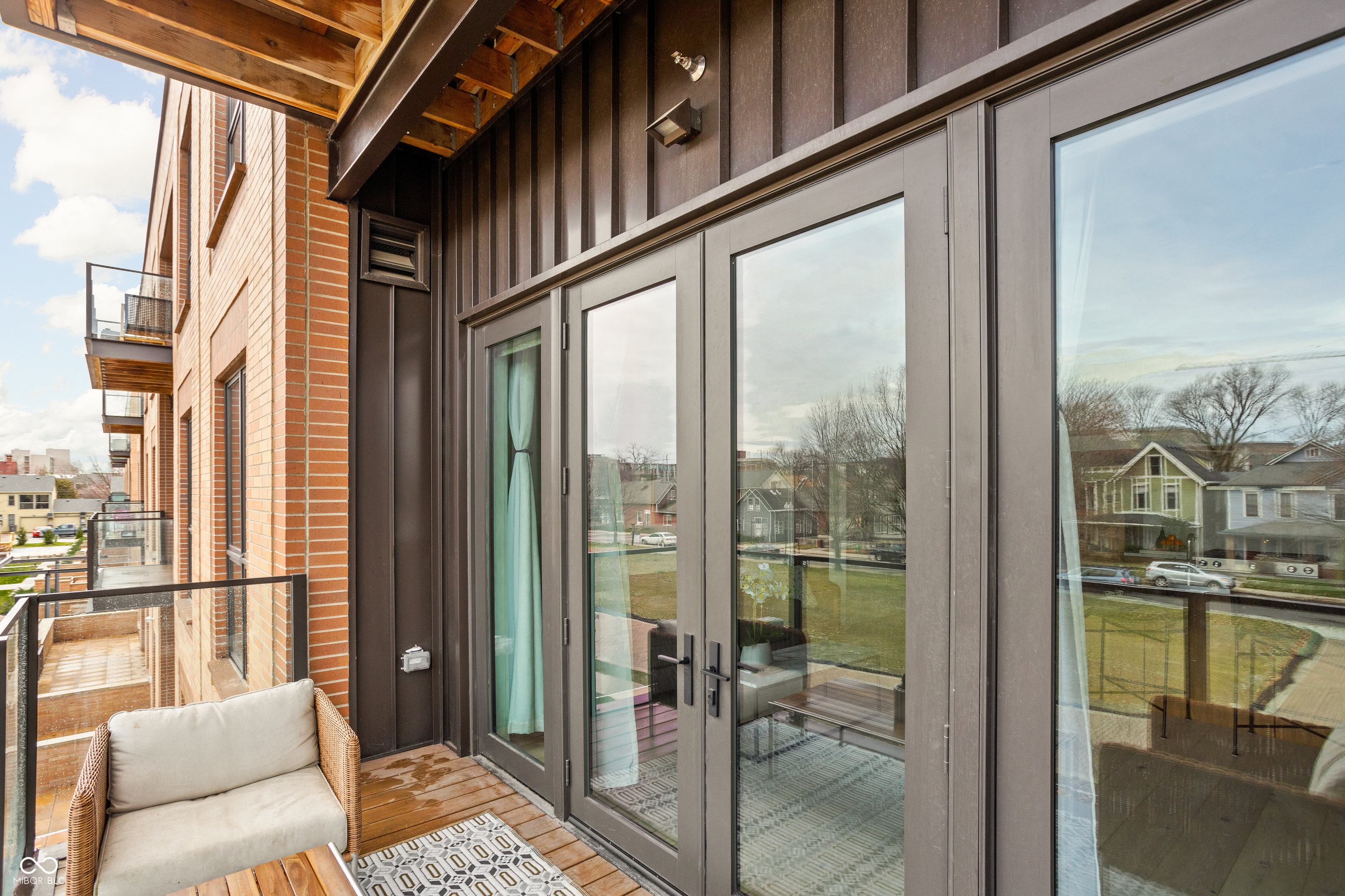 877 N East Street Unit: UNIT 201A