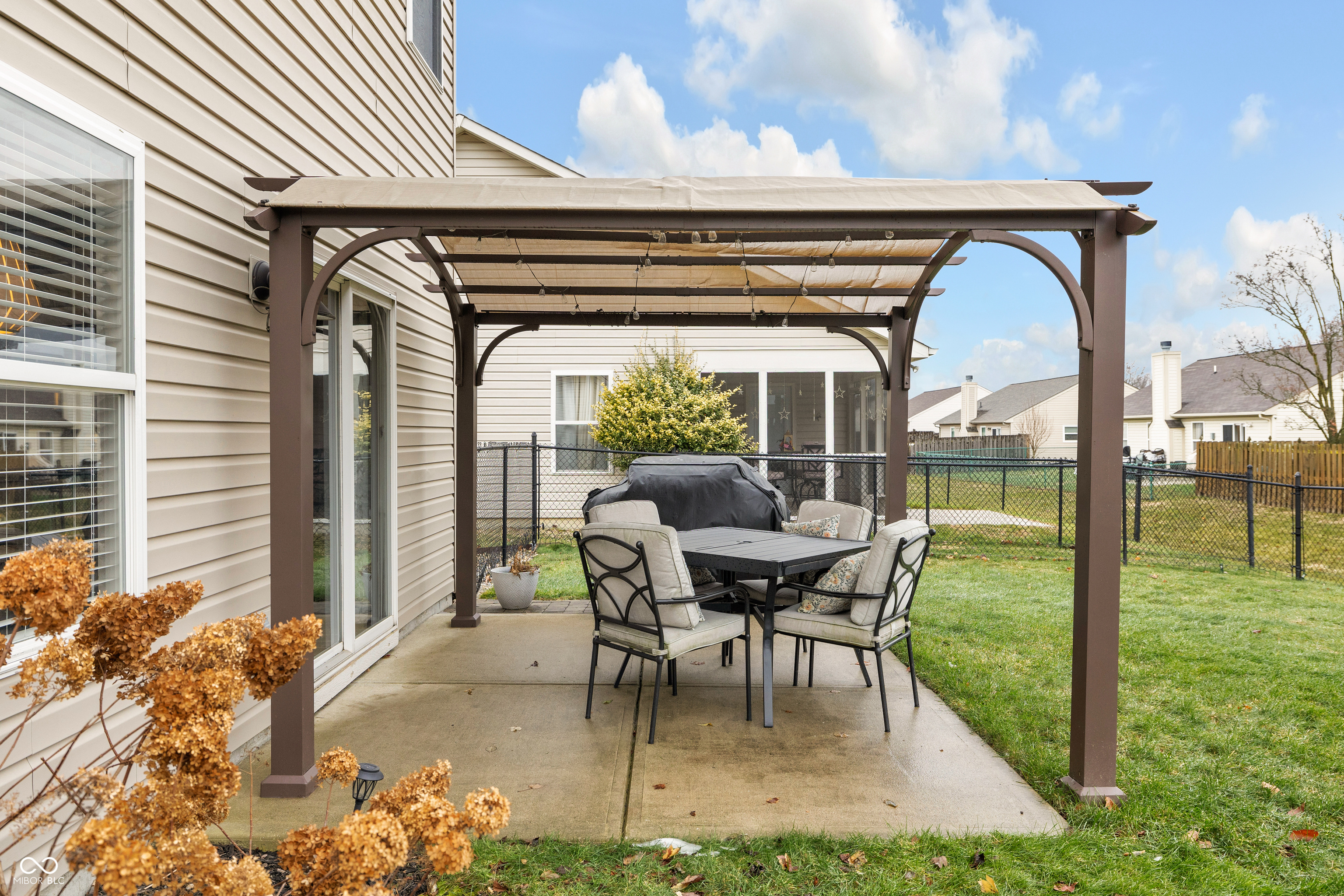 6432 Green Grass Lane