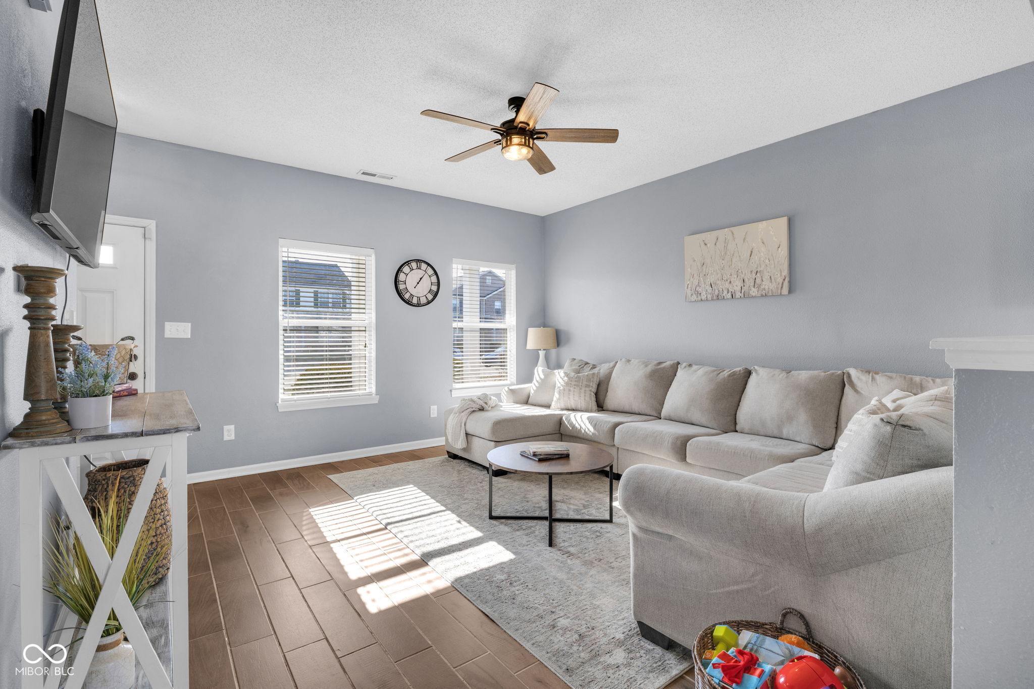 6432 Green Grass Lane