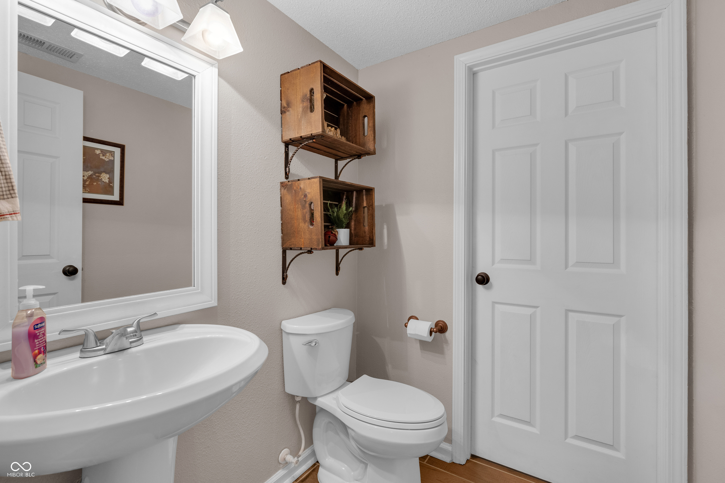 6432 Green Grass Lane