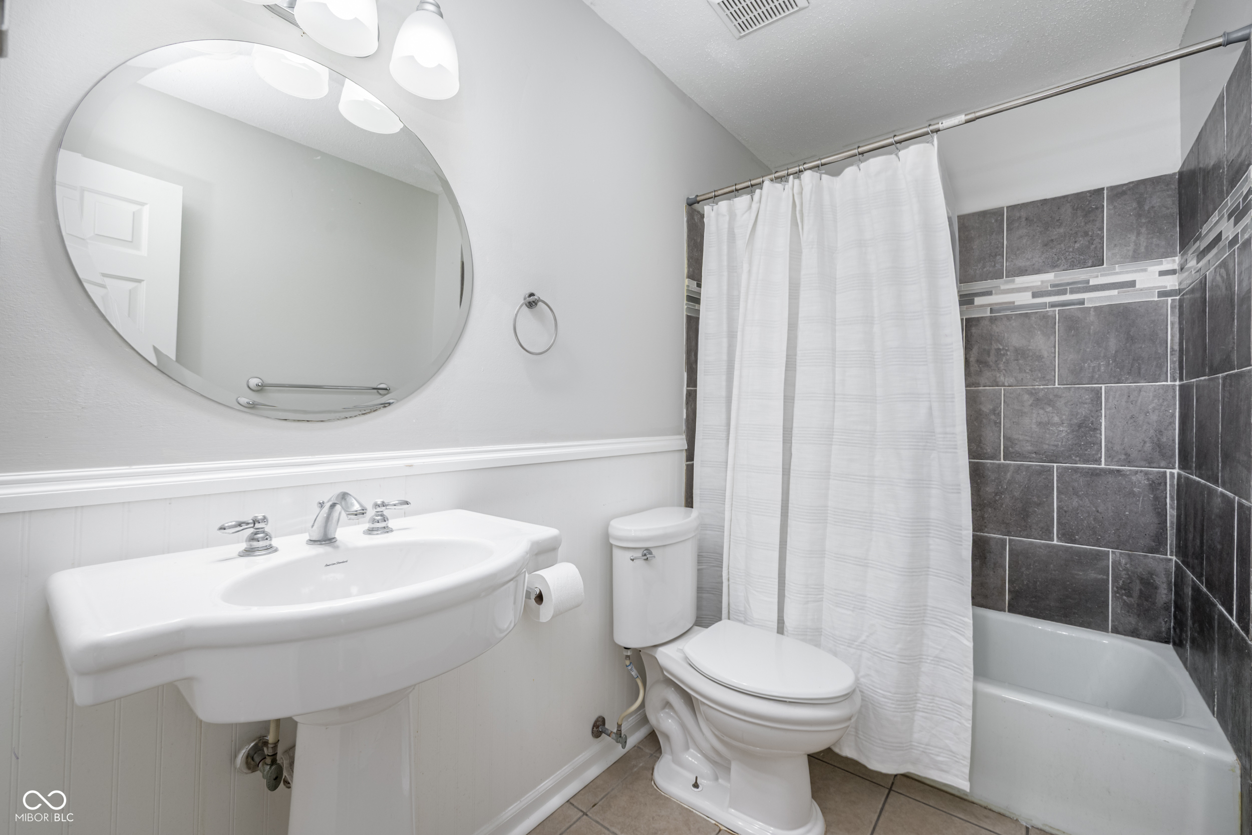 6460 Park Central Way Unit: D