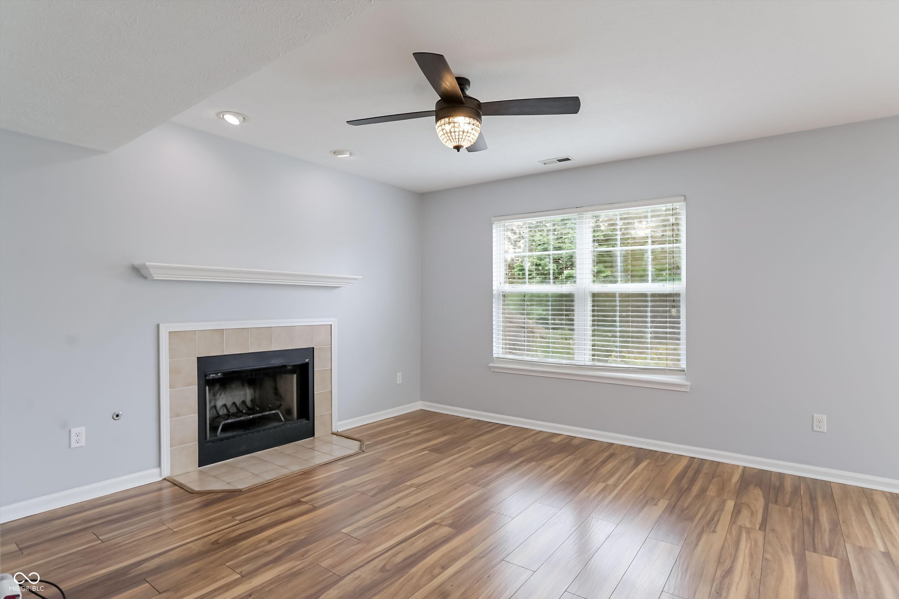14904 Oak Road