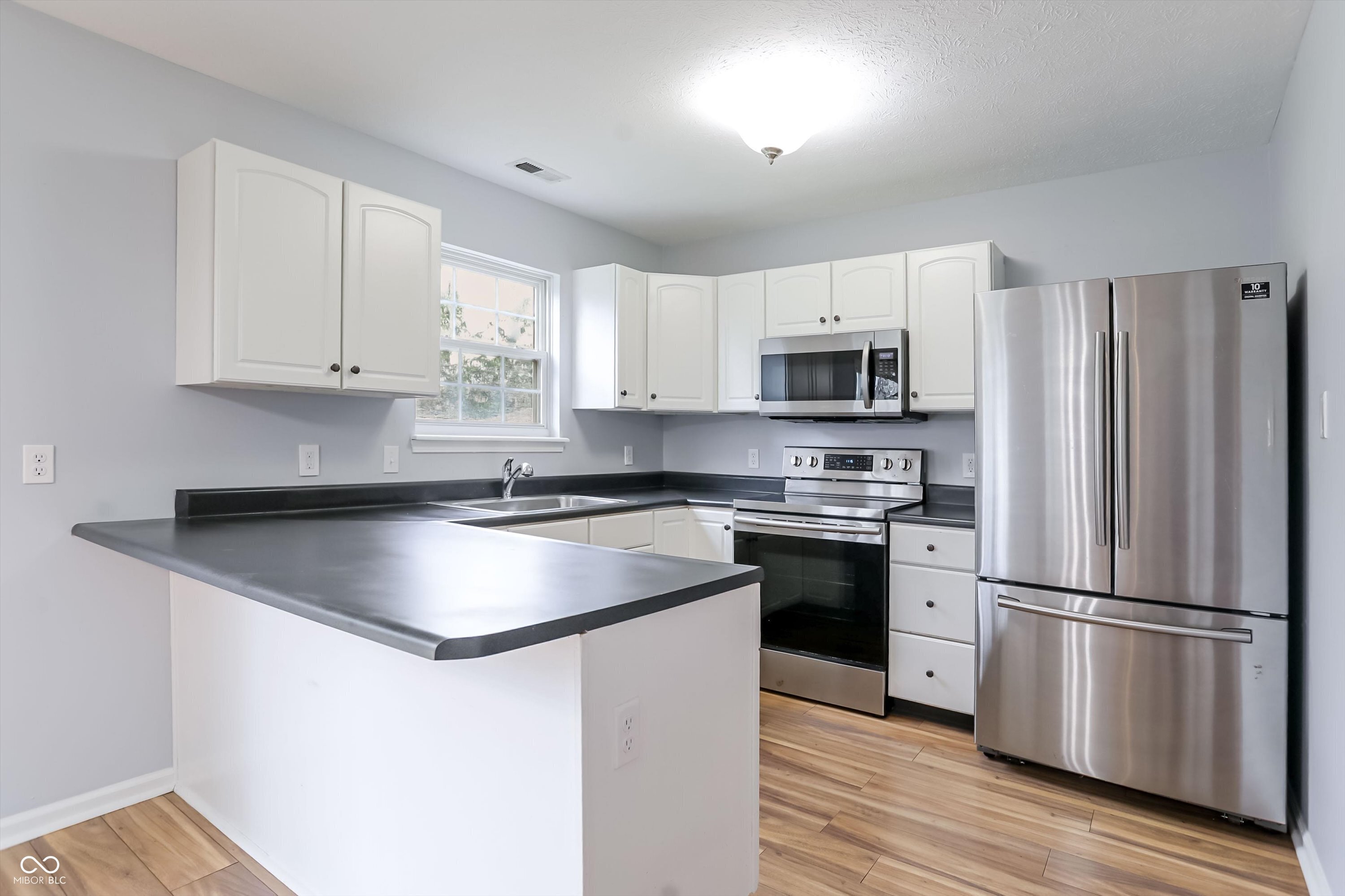 14904 Oak Road