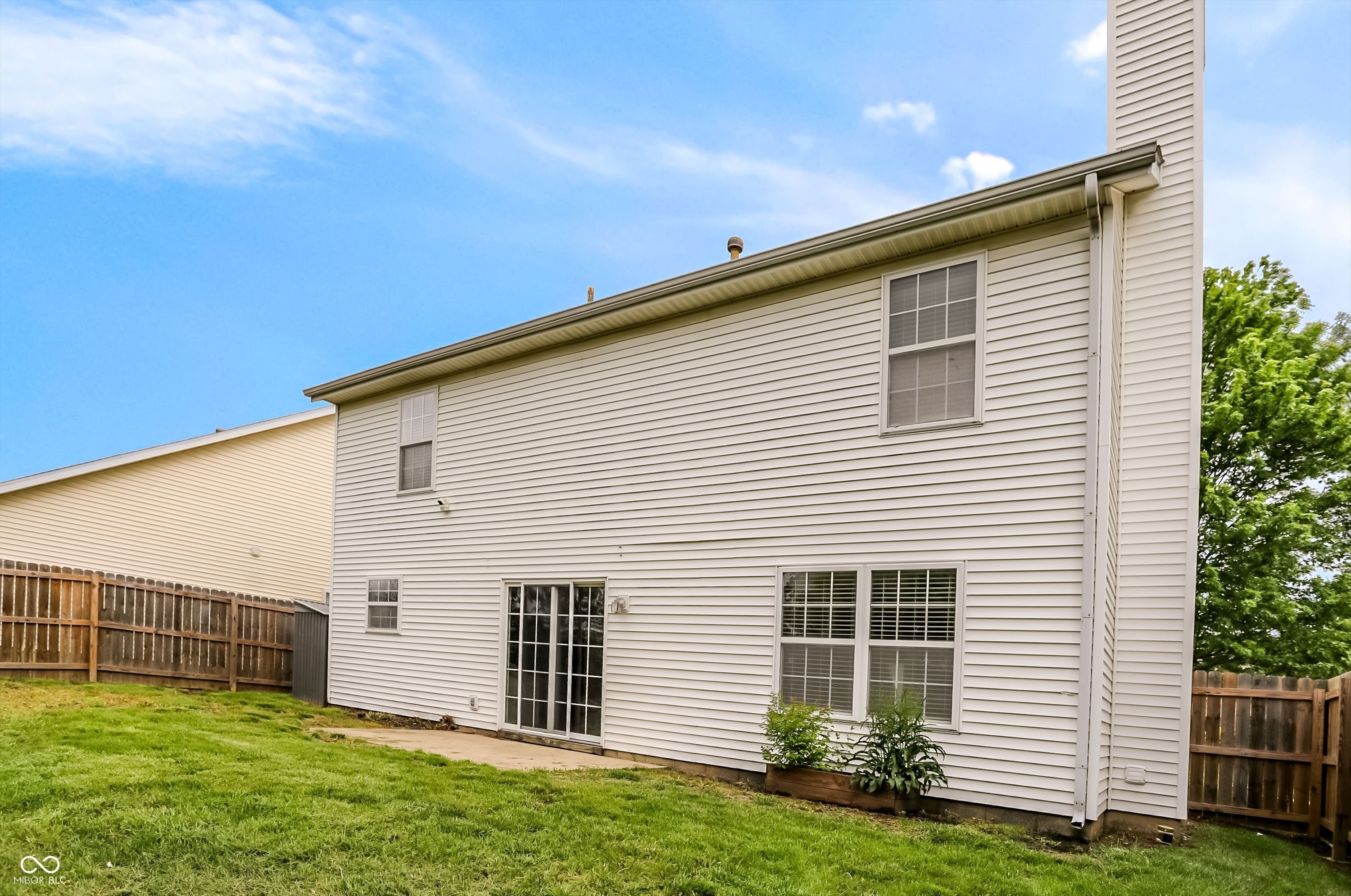 14904 Oak Road