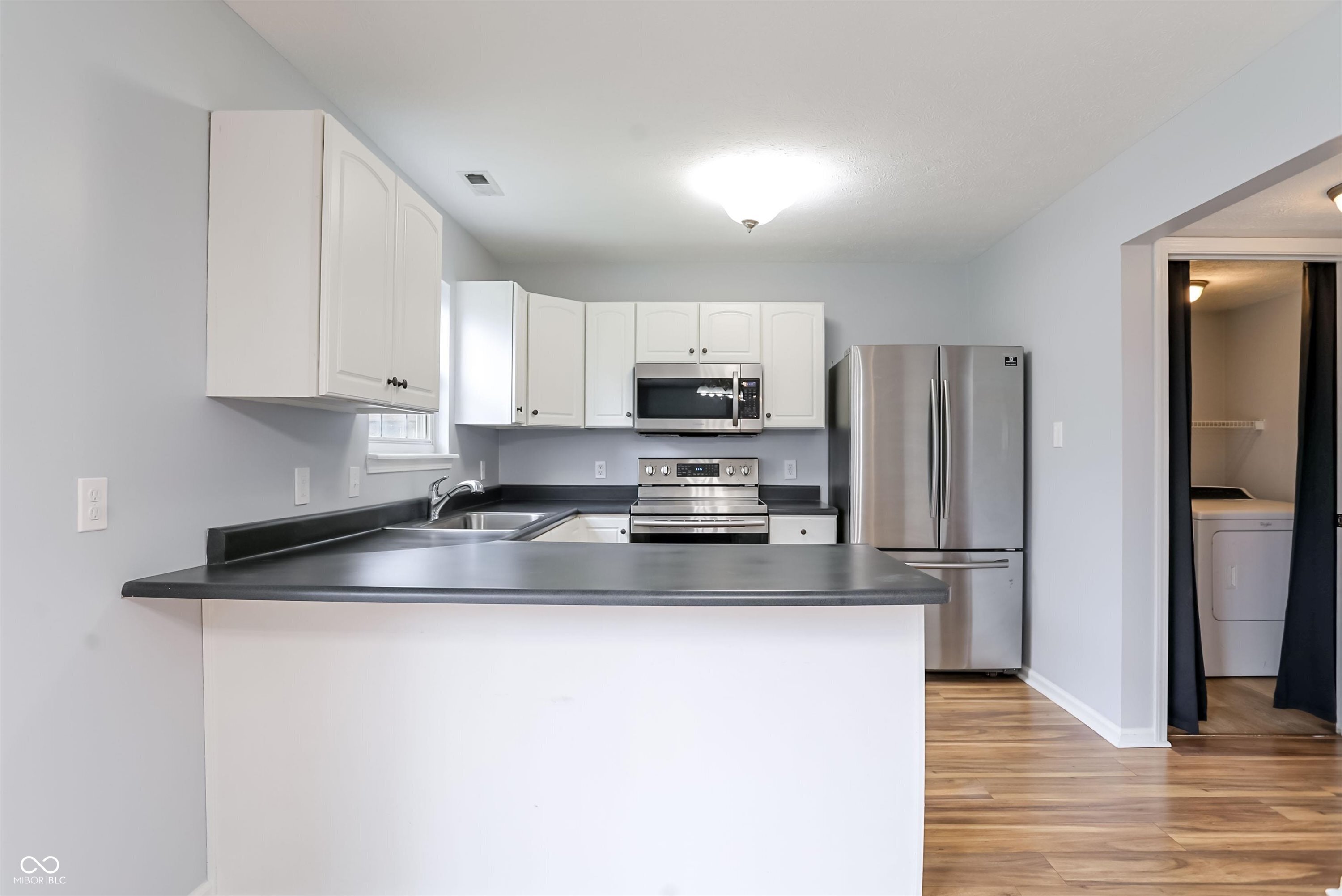 14904 Oak Road