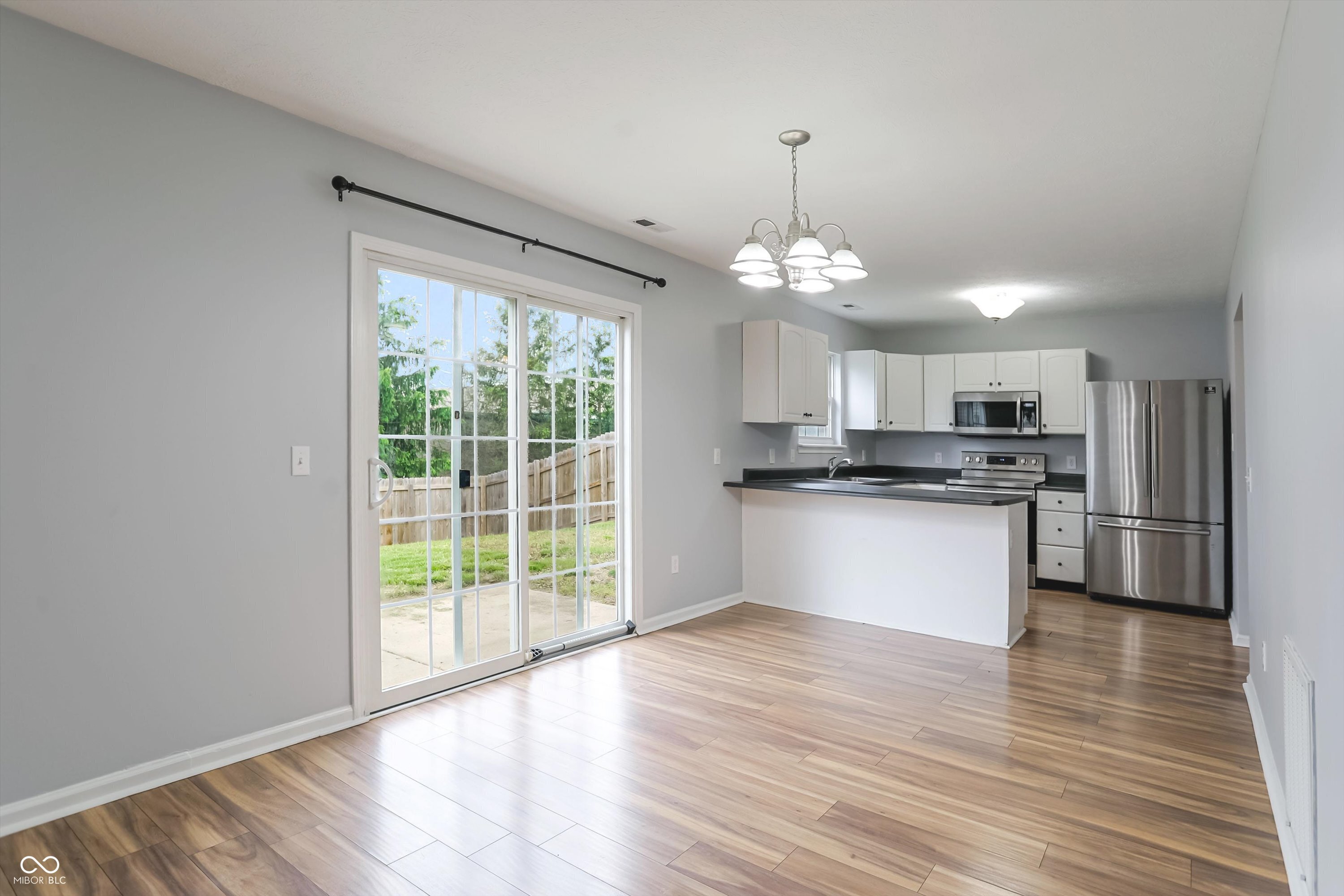 14904 Oak Road
