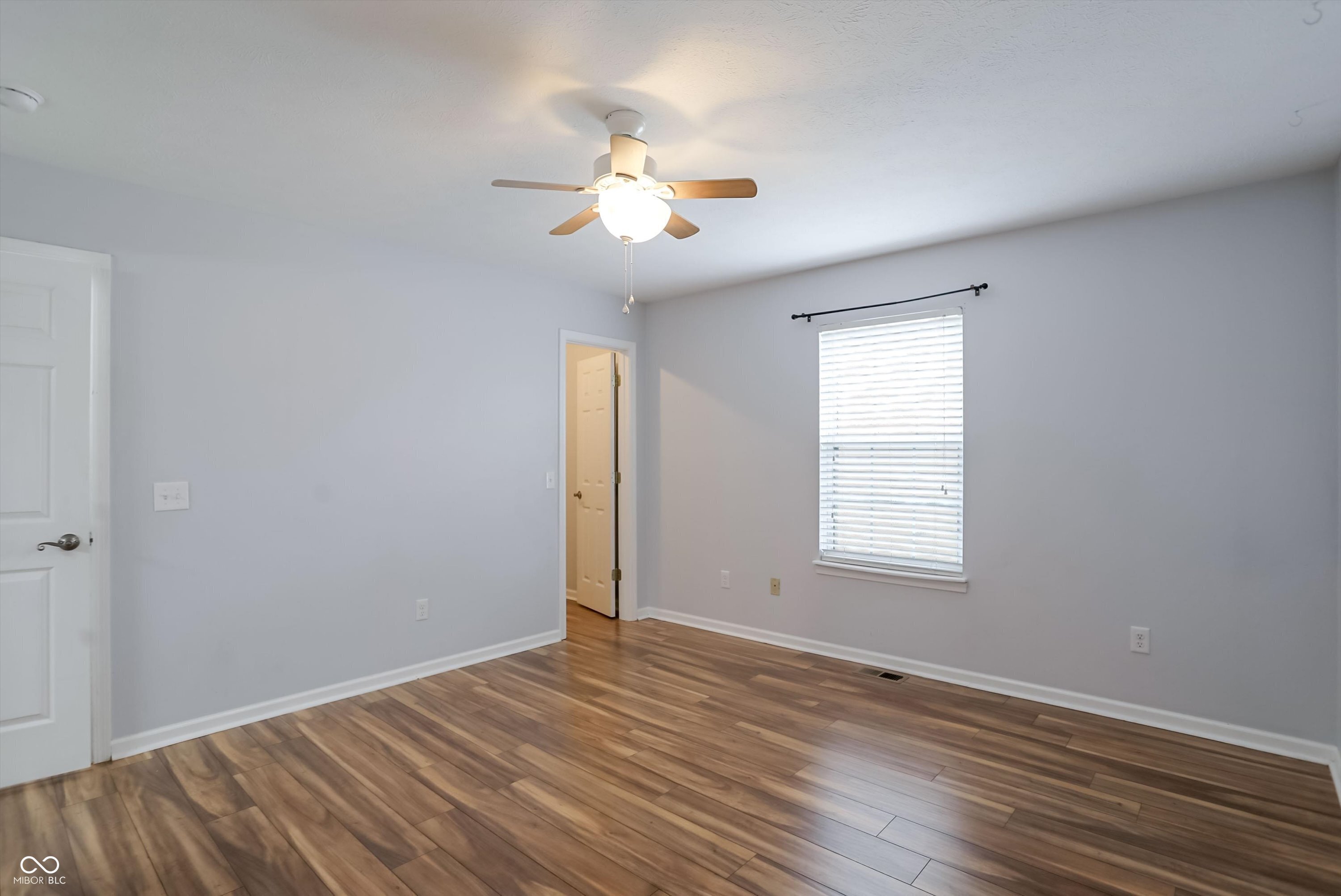 14904 Oak Road