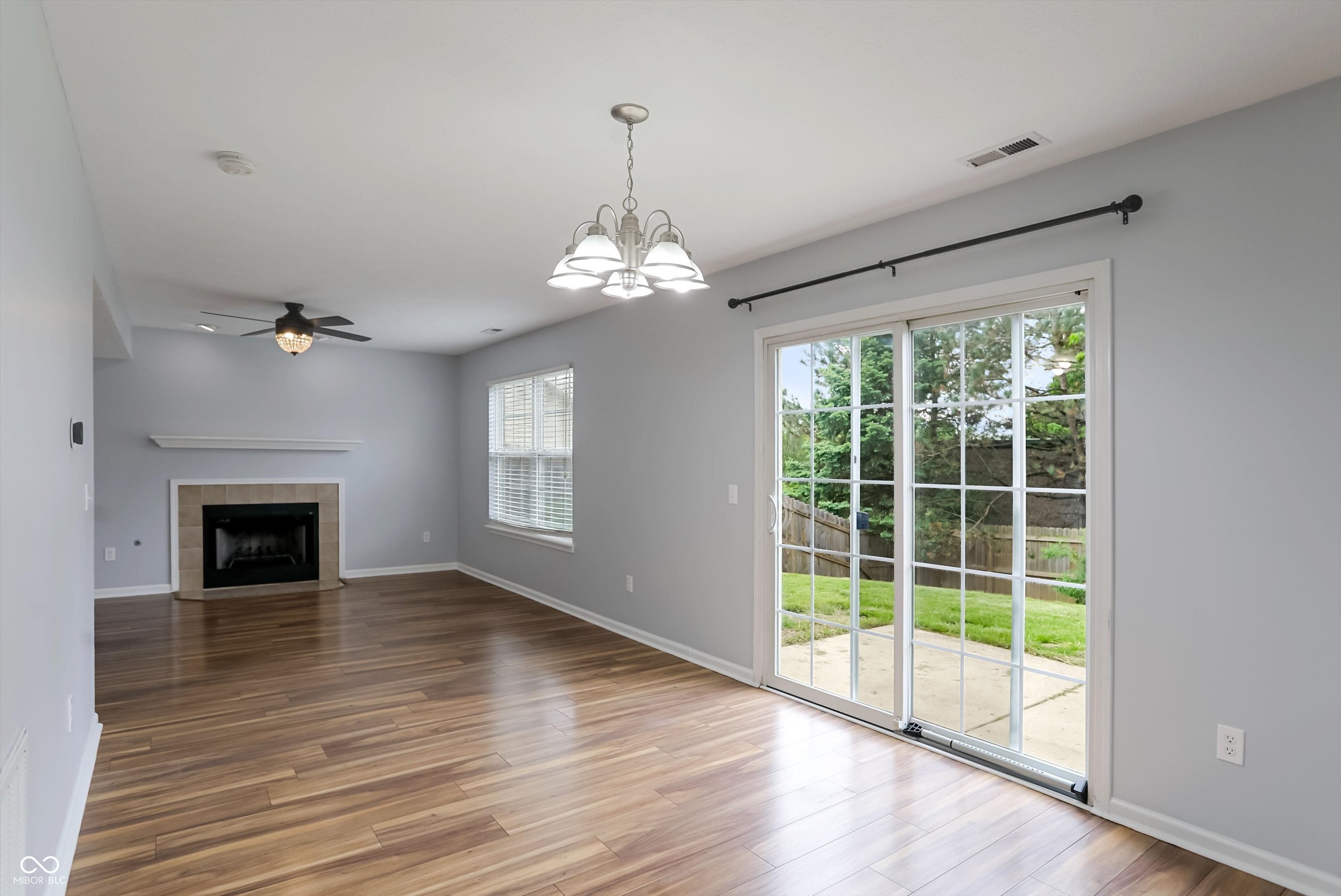 14904 Oak Road