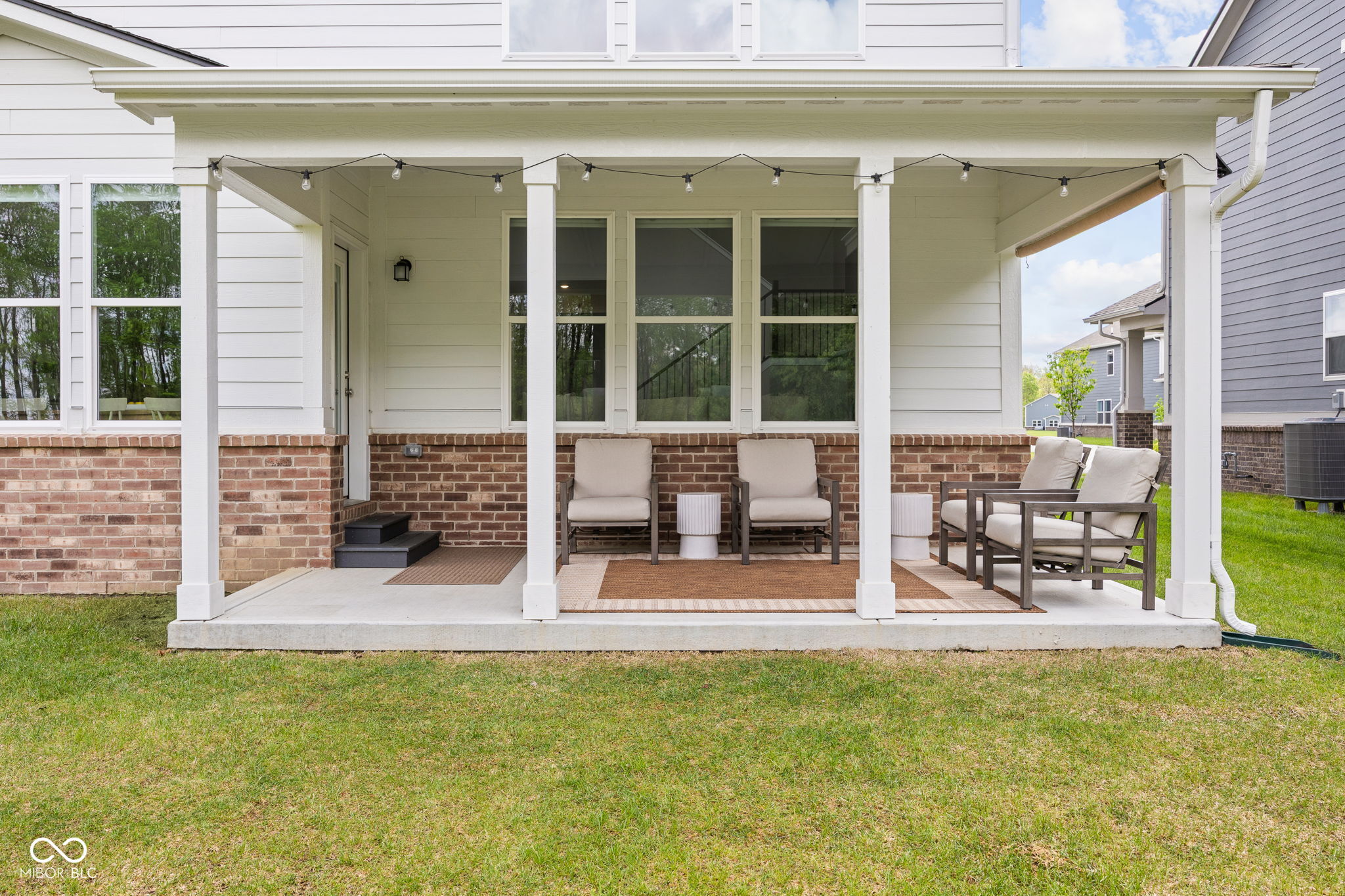 350 Waterford Lane