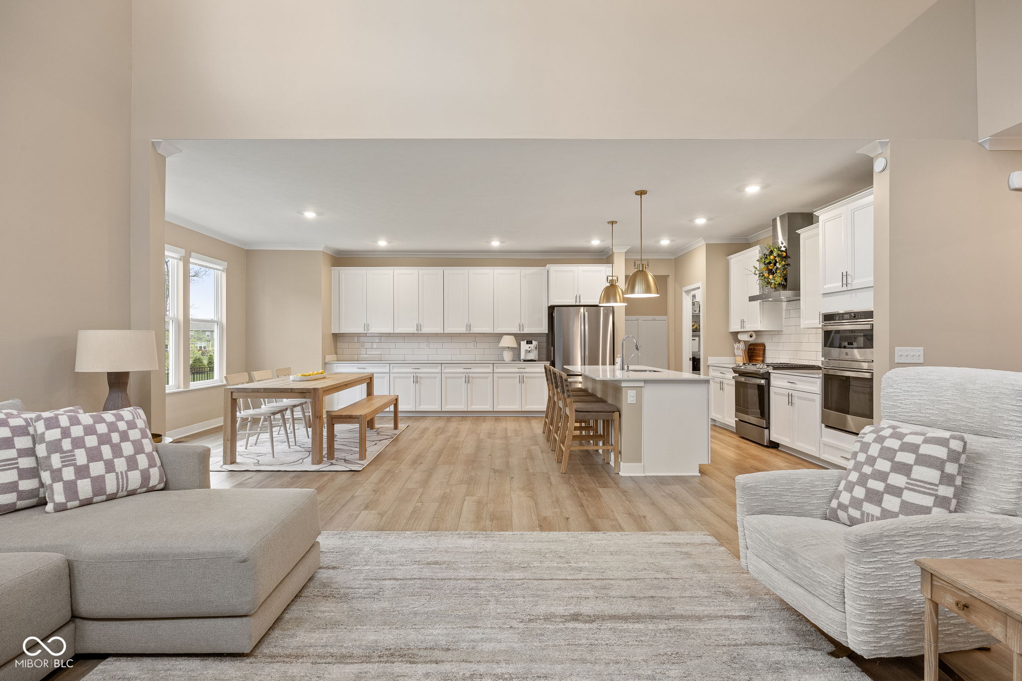 350 Waterford Lane