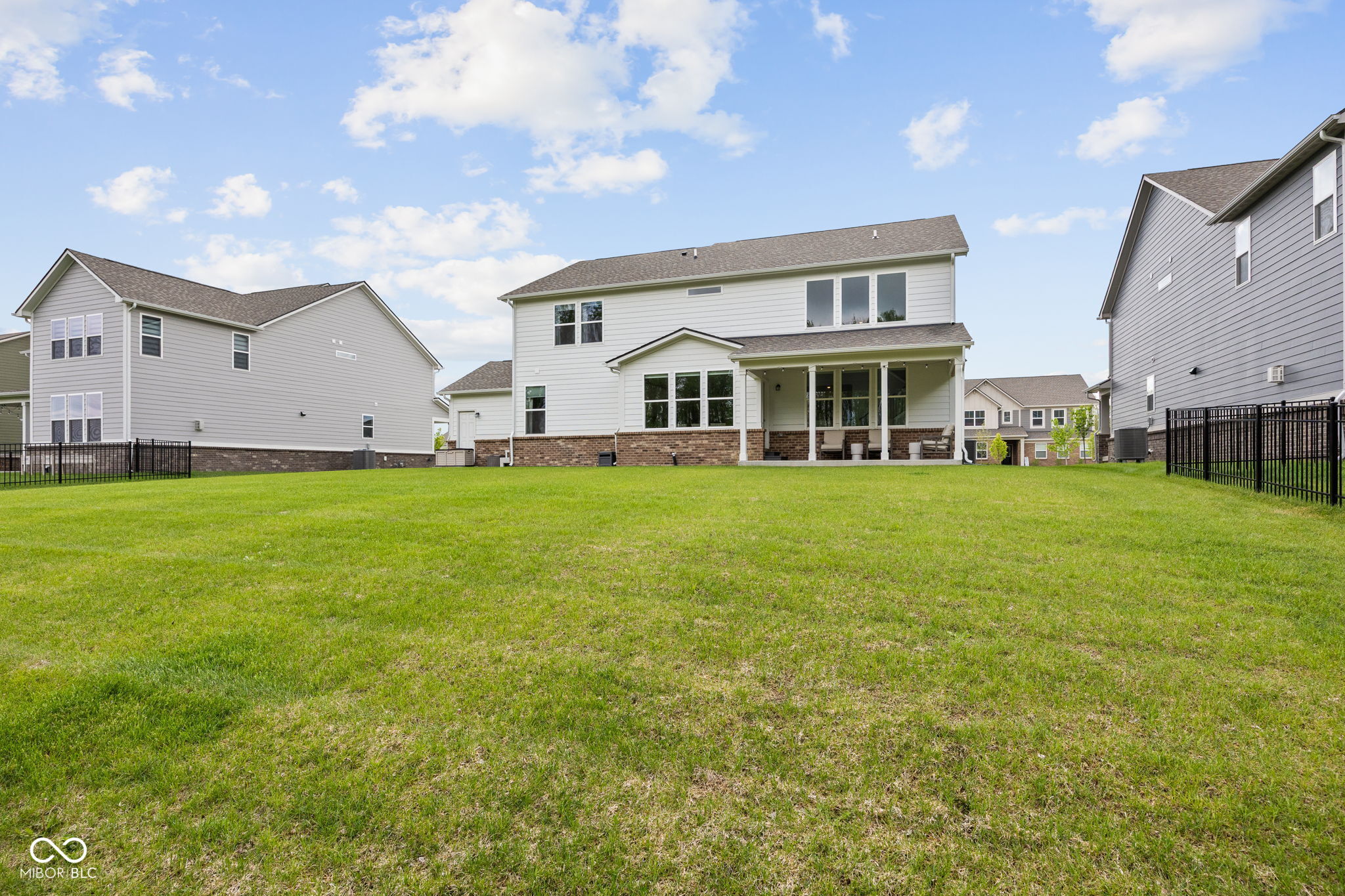 350 Waterford Lane