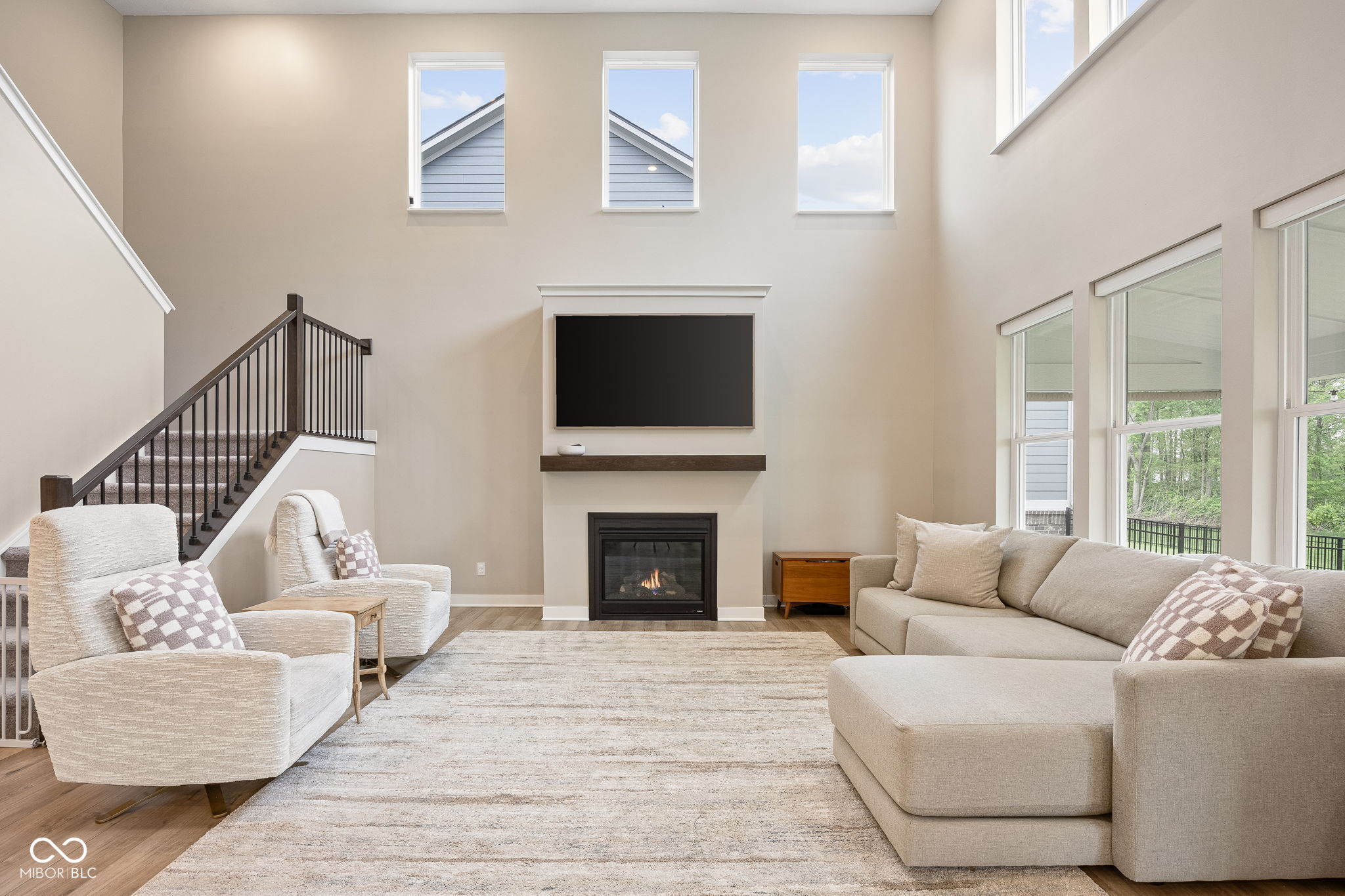 350 Waterford Lane