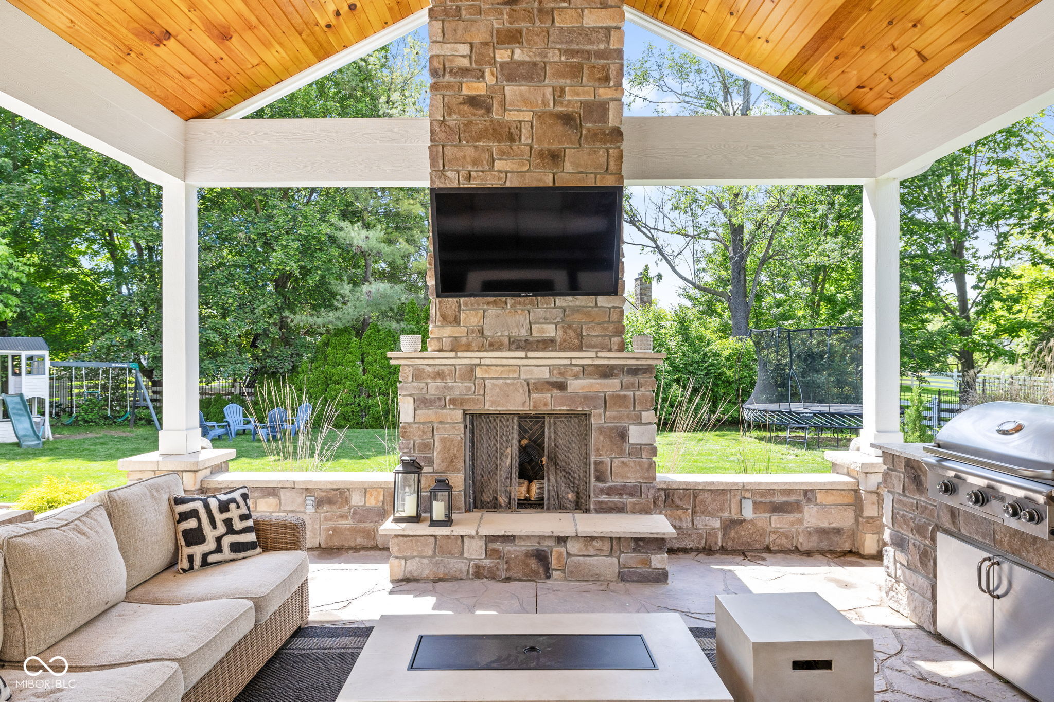 11280 Walking Wood Lane
