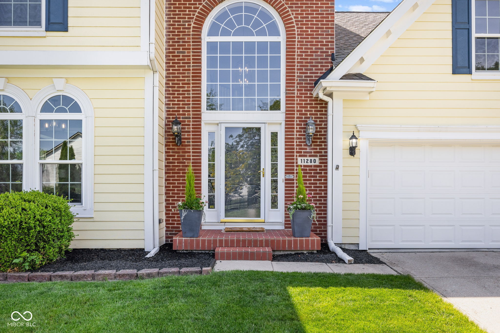 11280 Walking Wood Lane