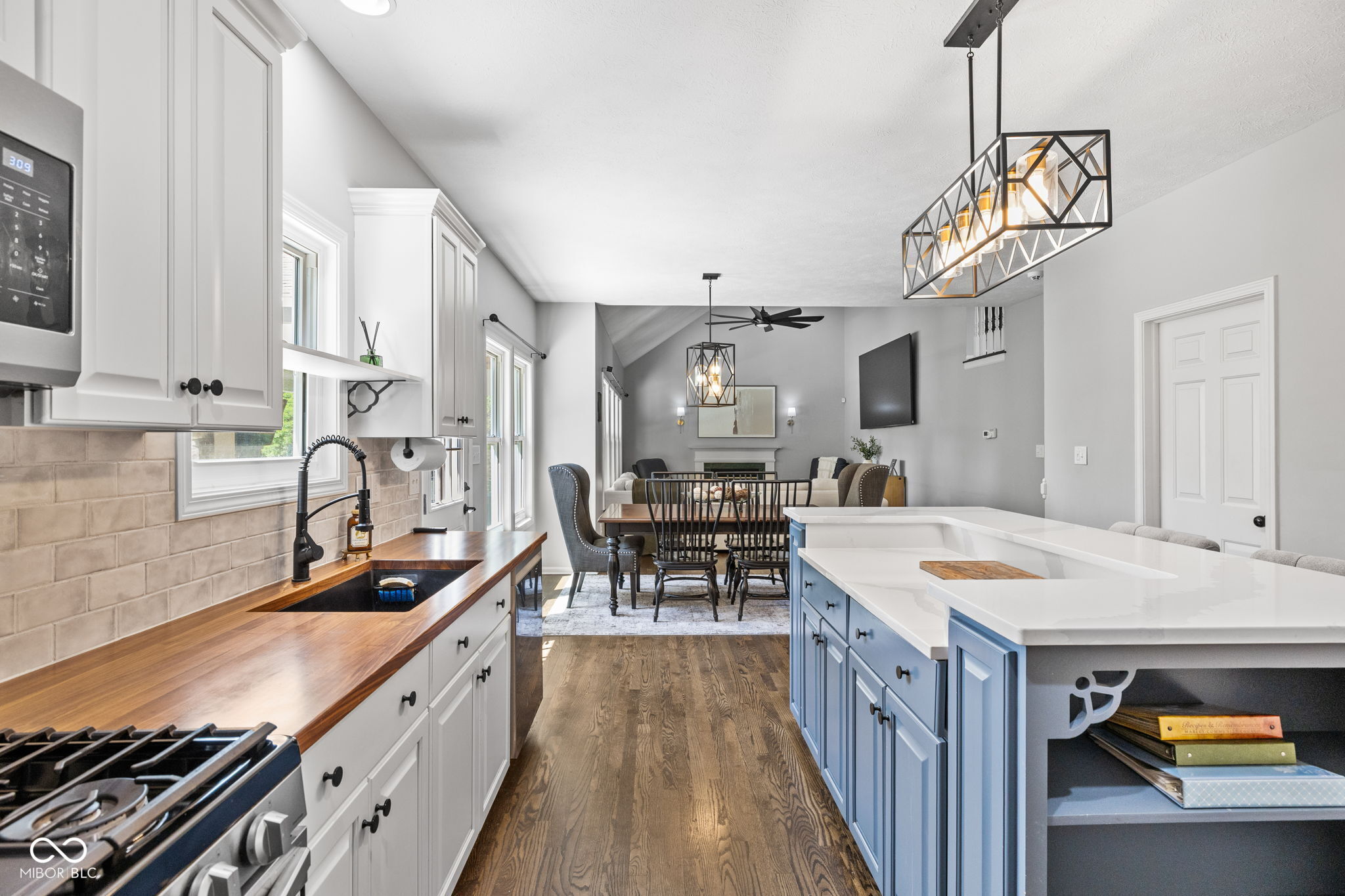 11280 Walking Wood Lane