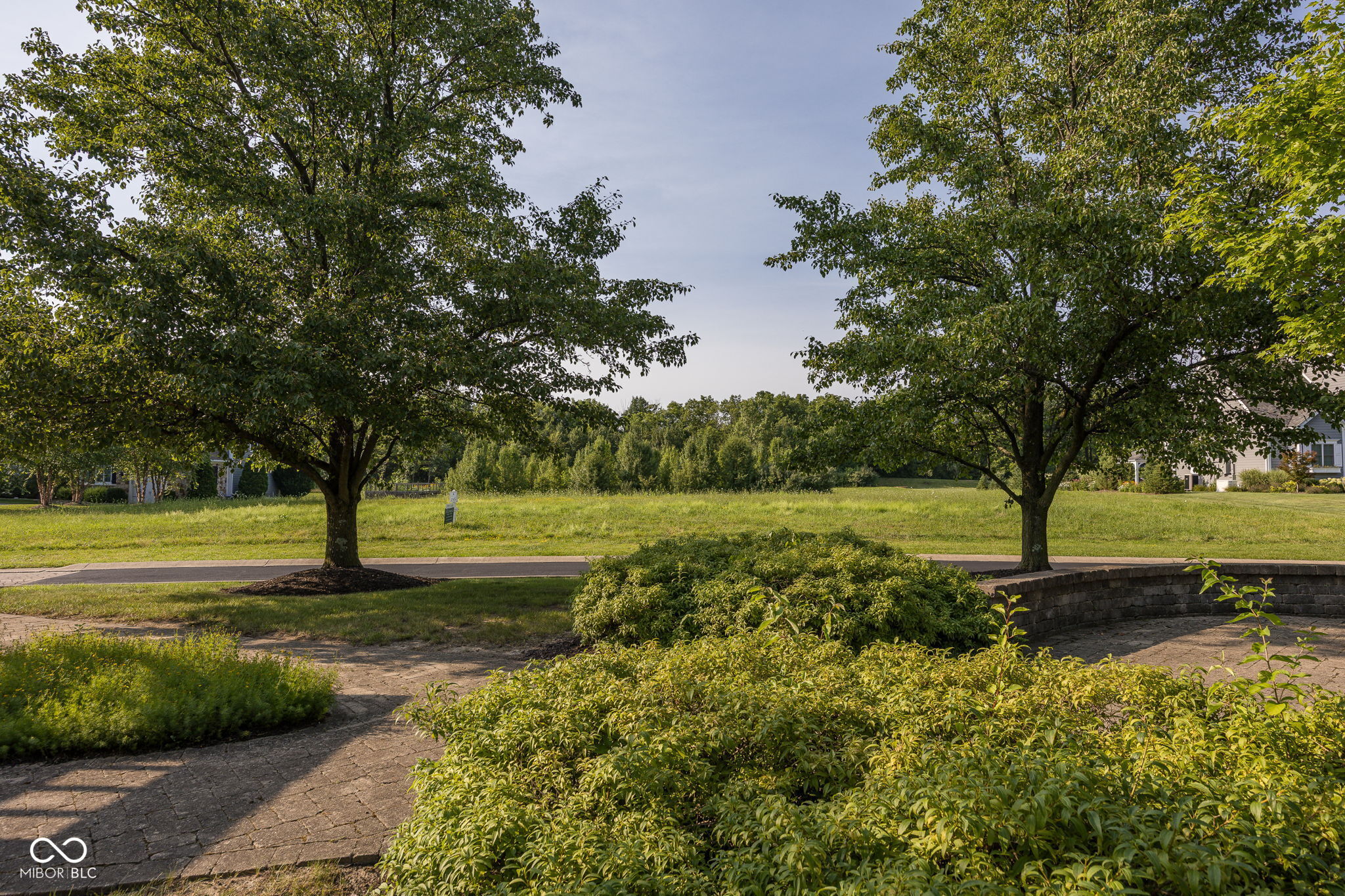 9480 Pleasant View