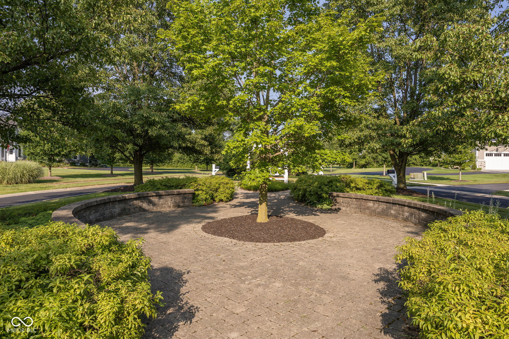 9480 Pleasant View