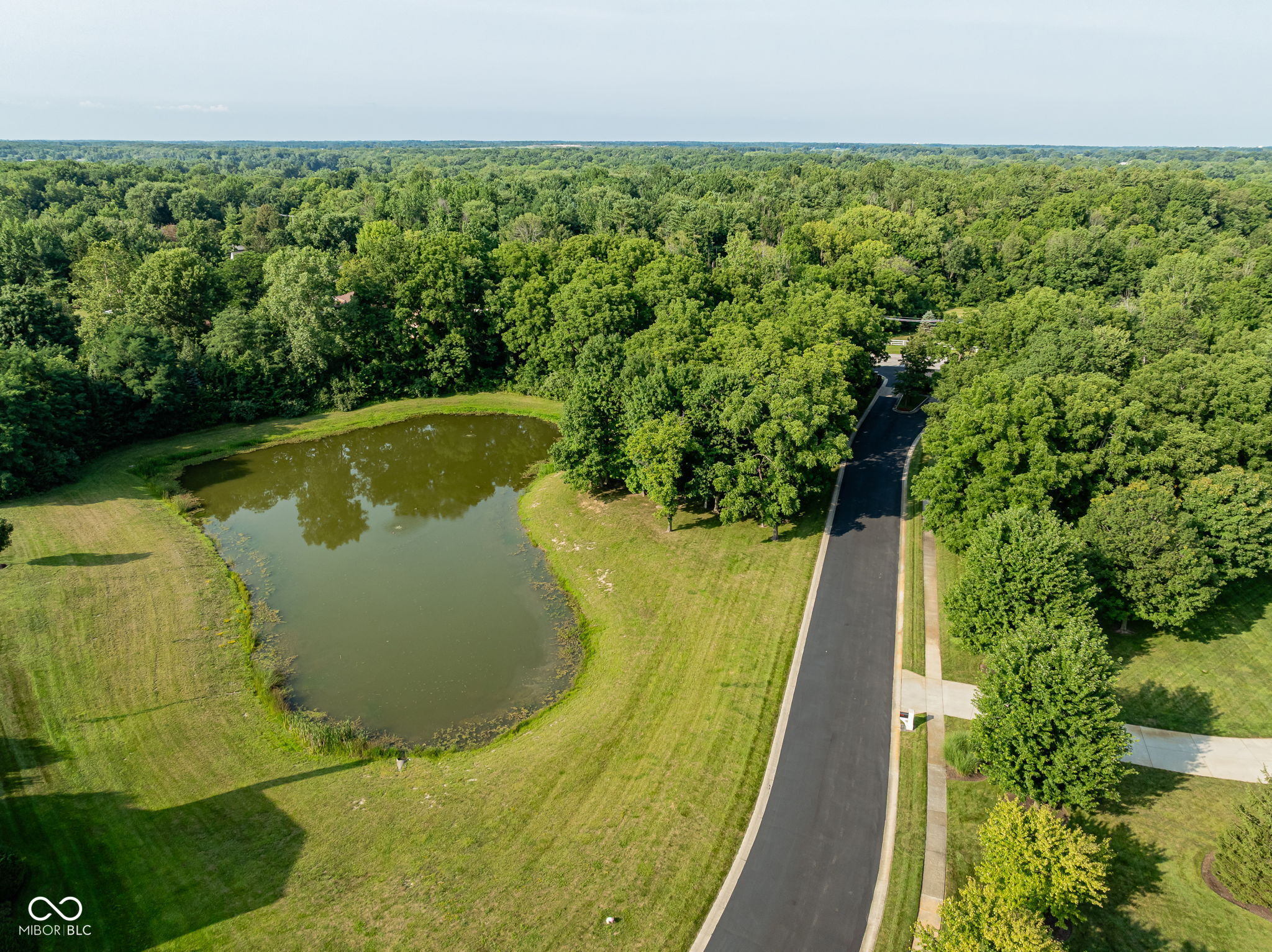 9480 Pleasant View