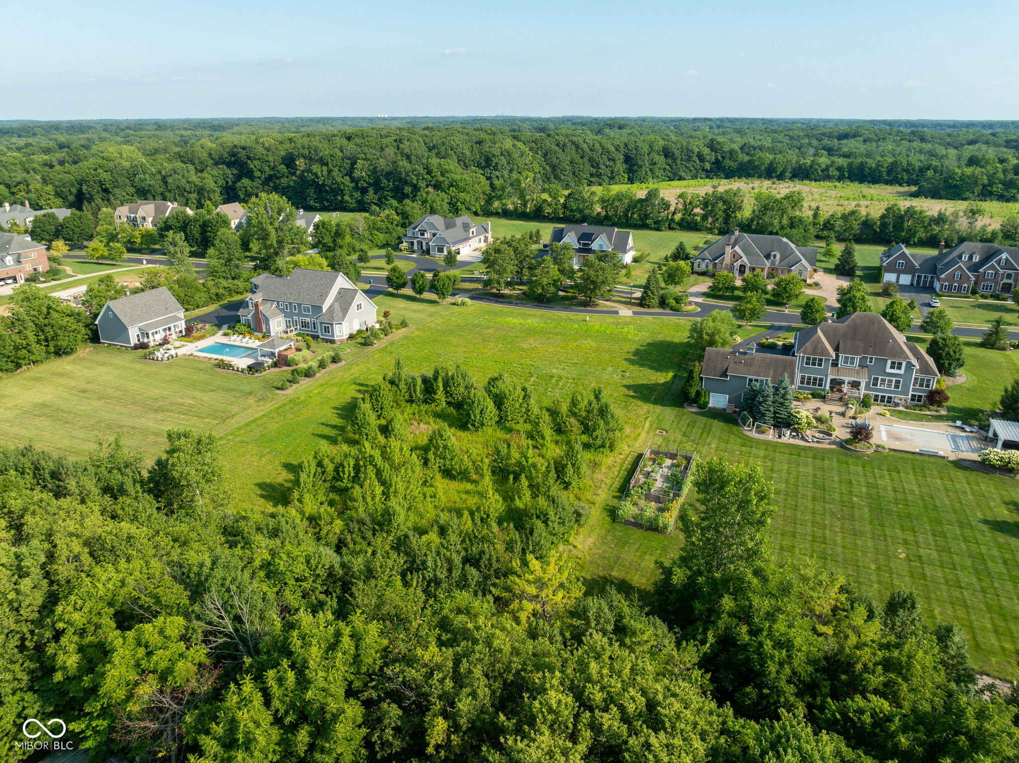 9480 Pleasant View