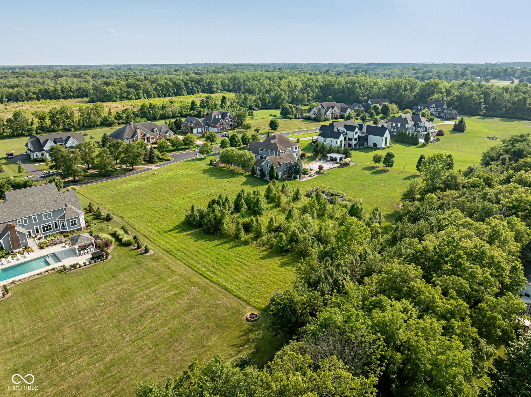 9480 Pleasant View