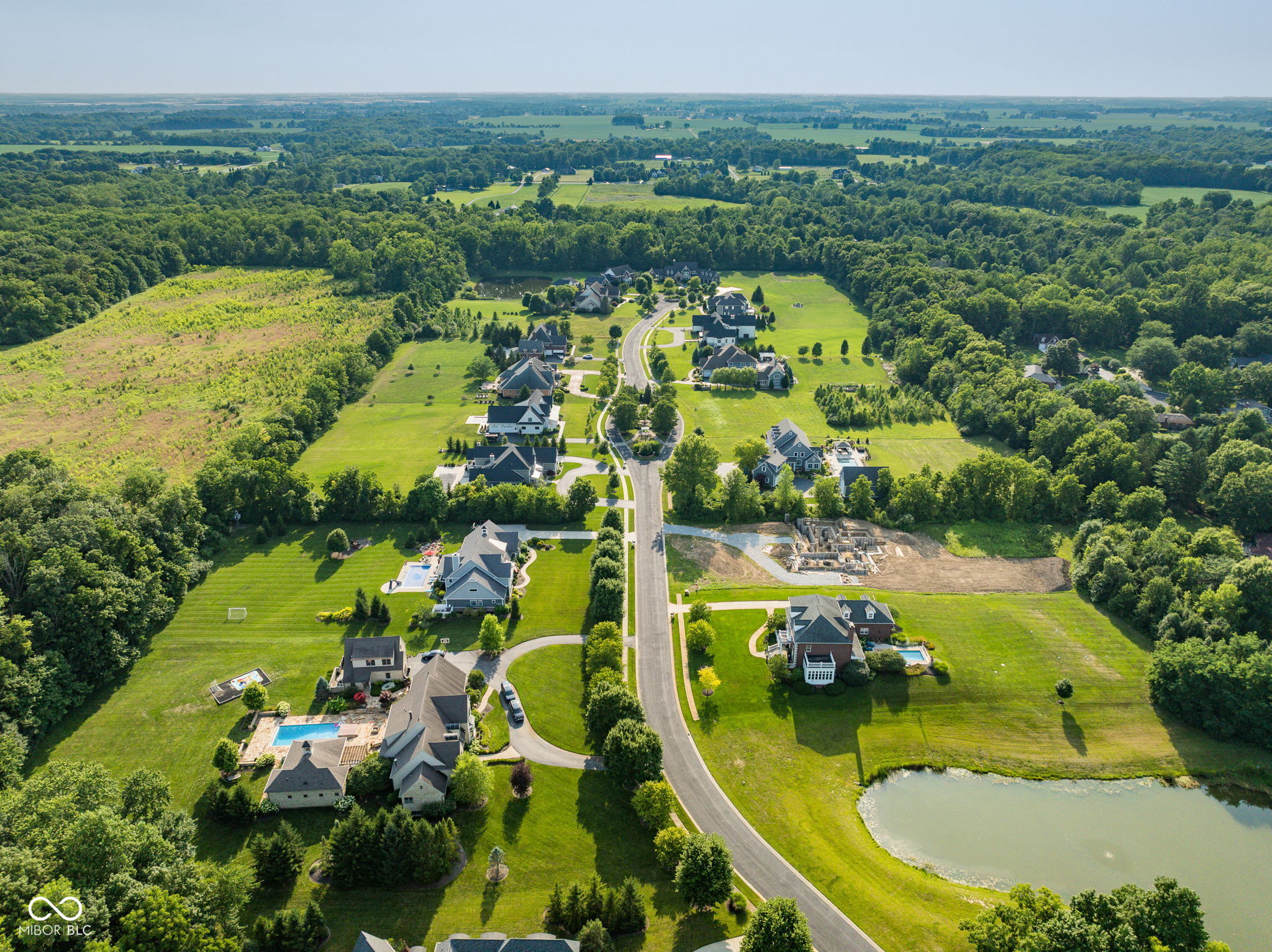 9480 Pleasant View