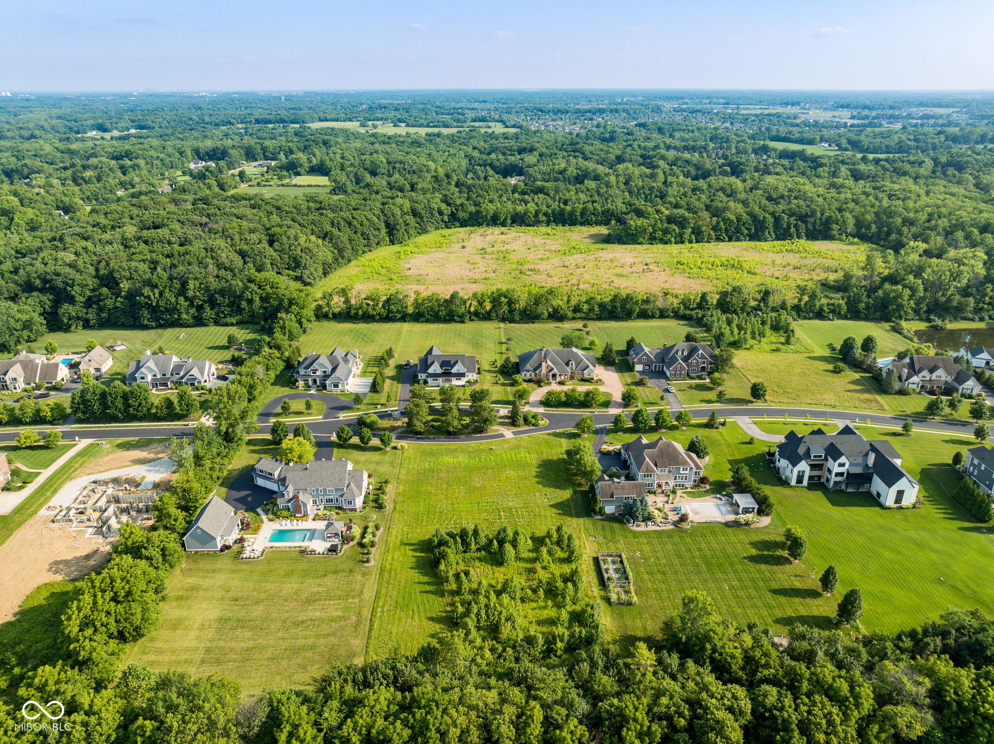 9480 Pleasant View