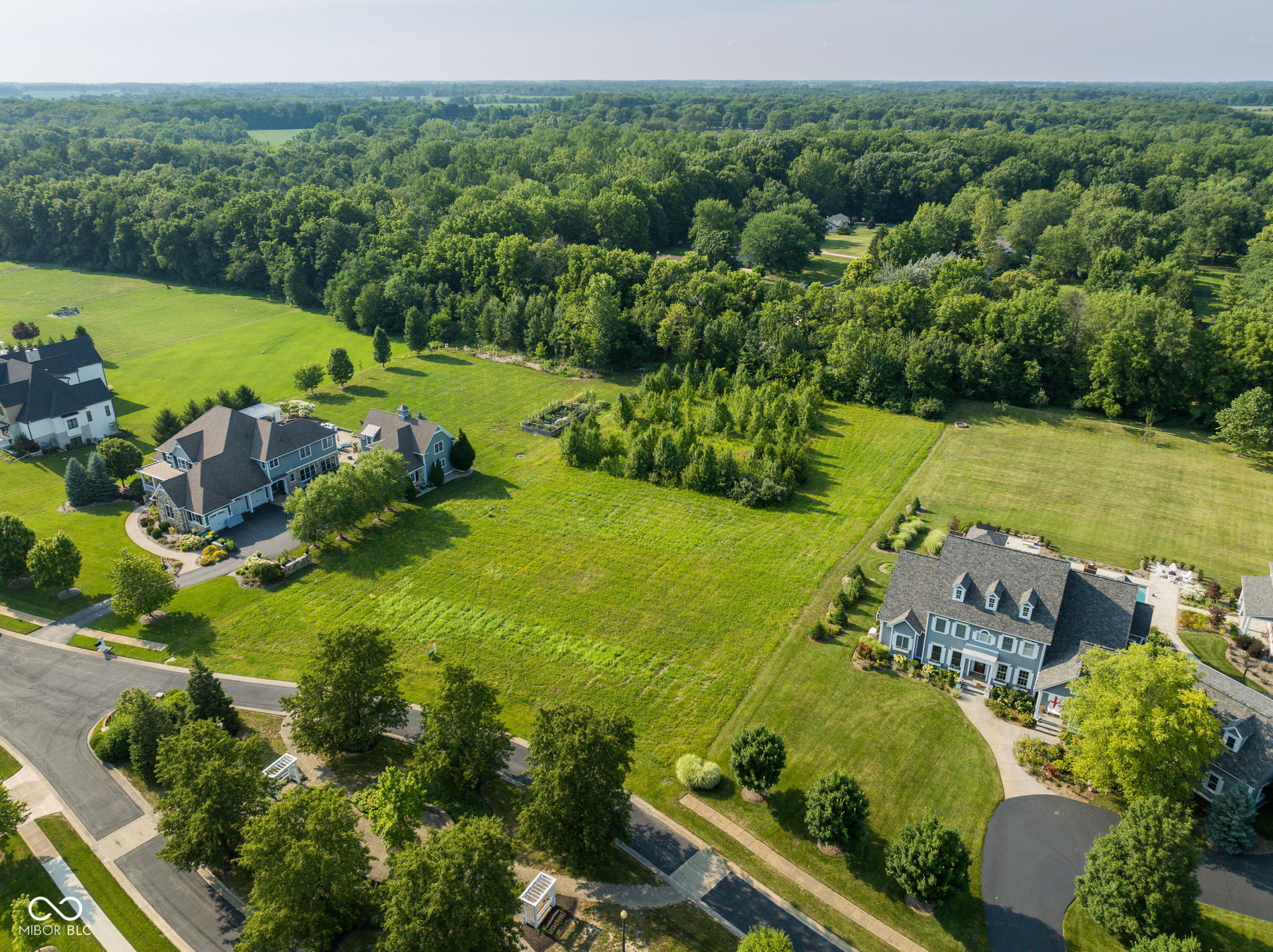 9480 Pleasant View