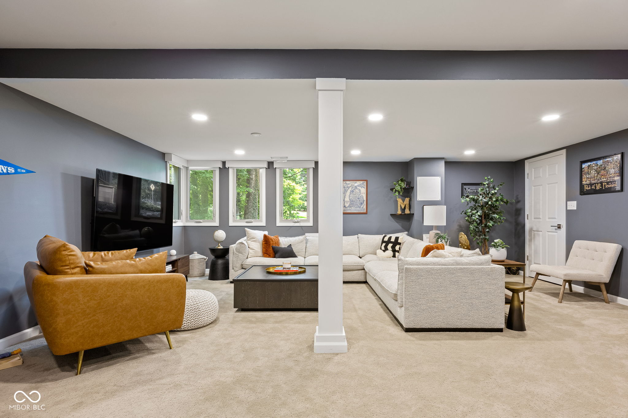 13687 Oak Ridge Road