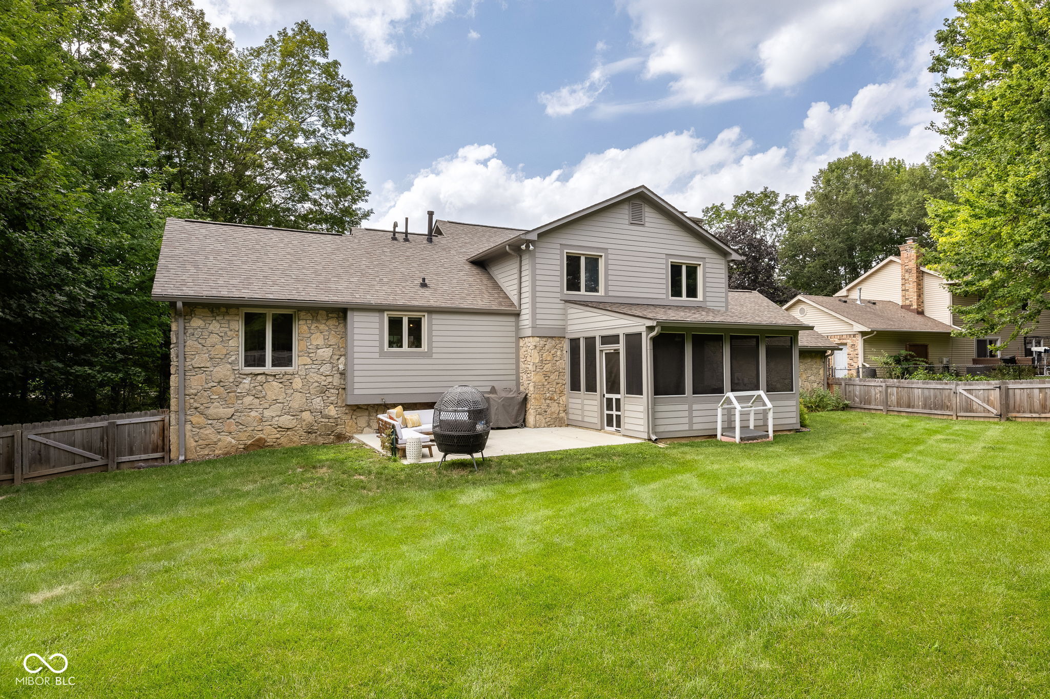 13687 Oak Ridge Road