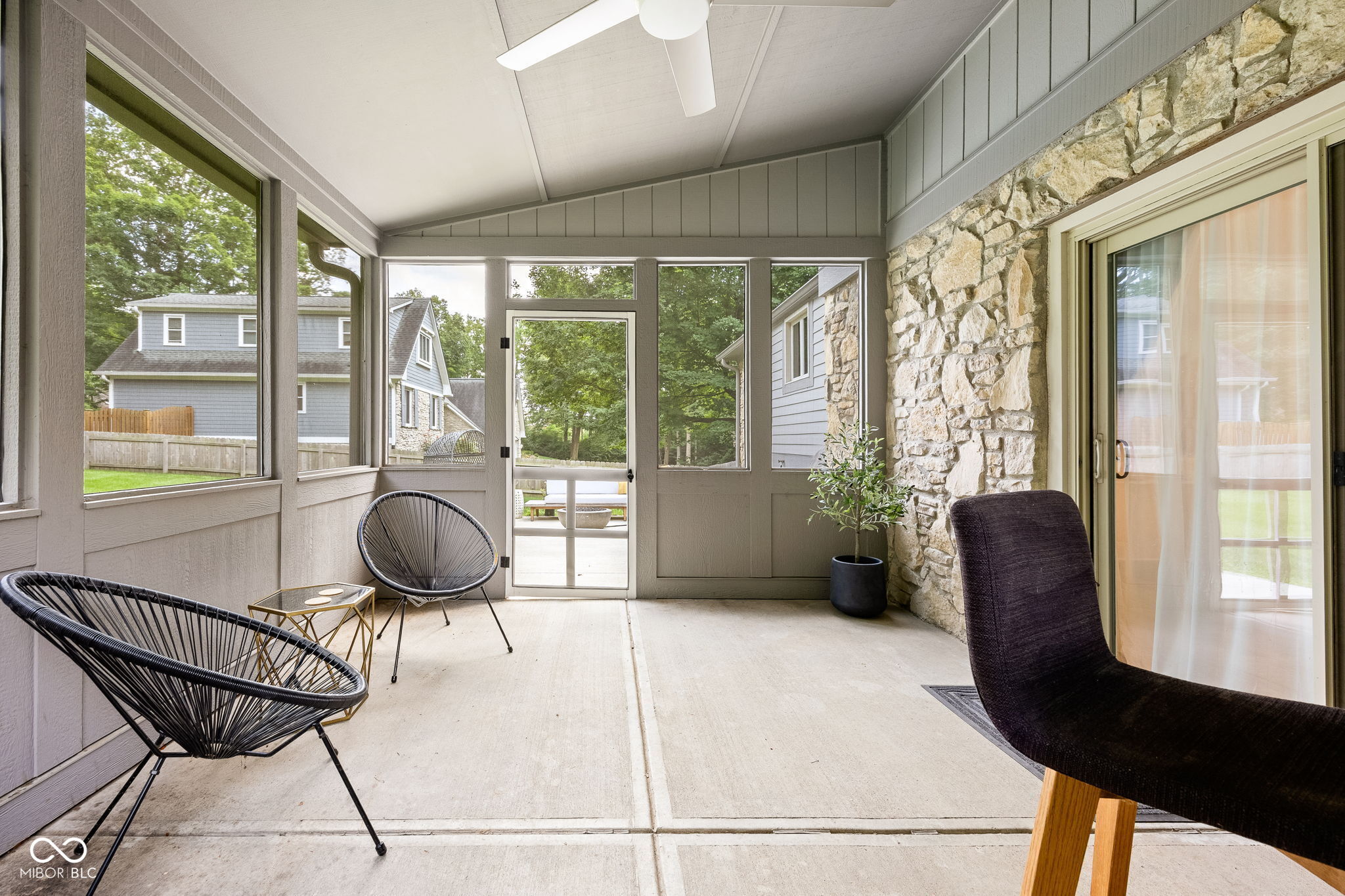 13687 Oak Ridge Road