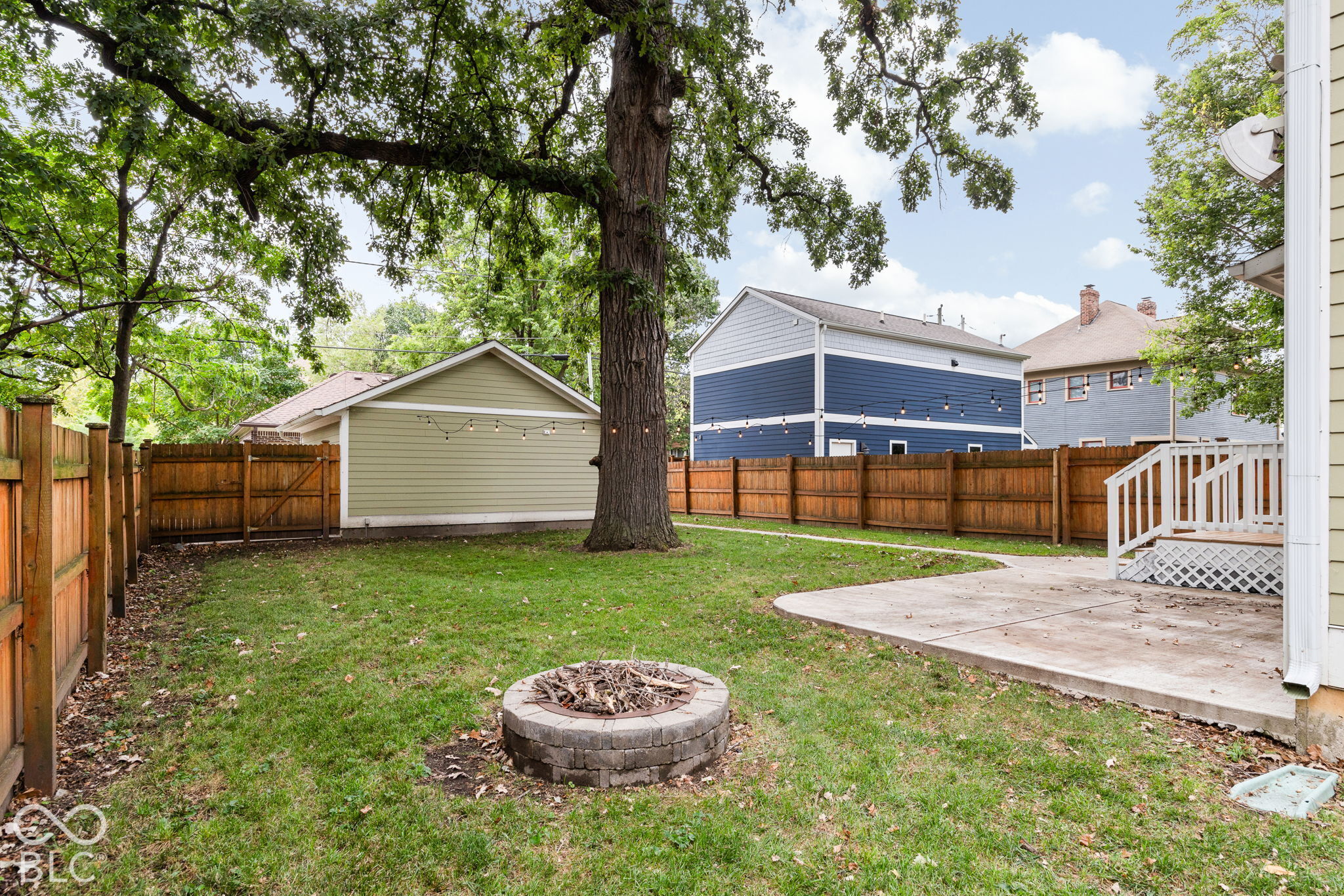 1422 Carrollton Avenue