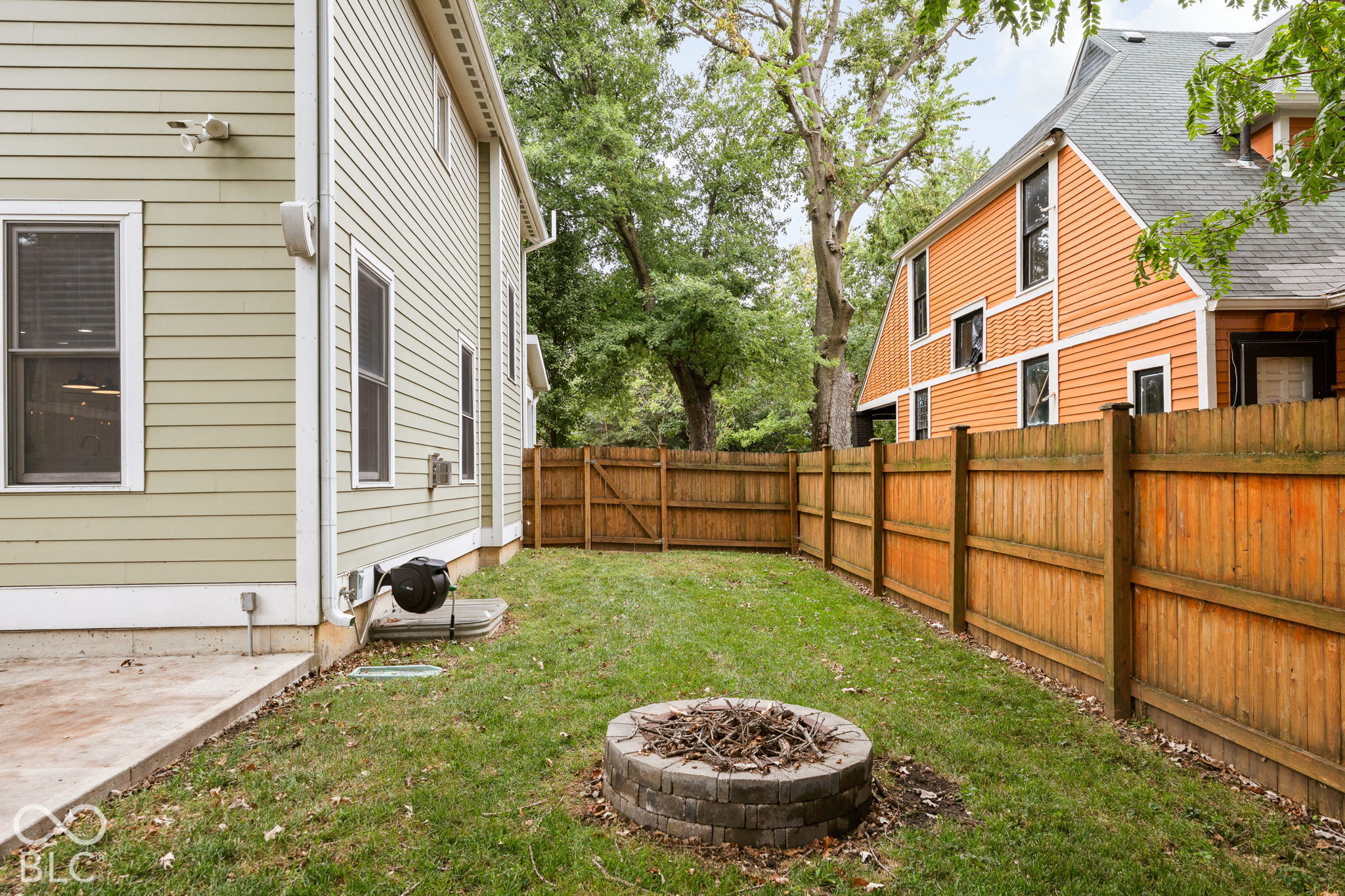 1422 Carrollton Avenue