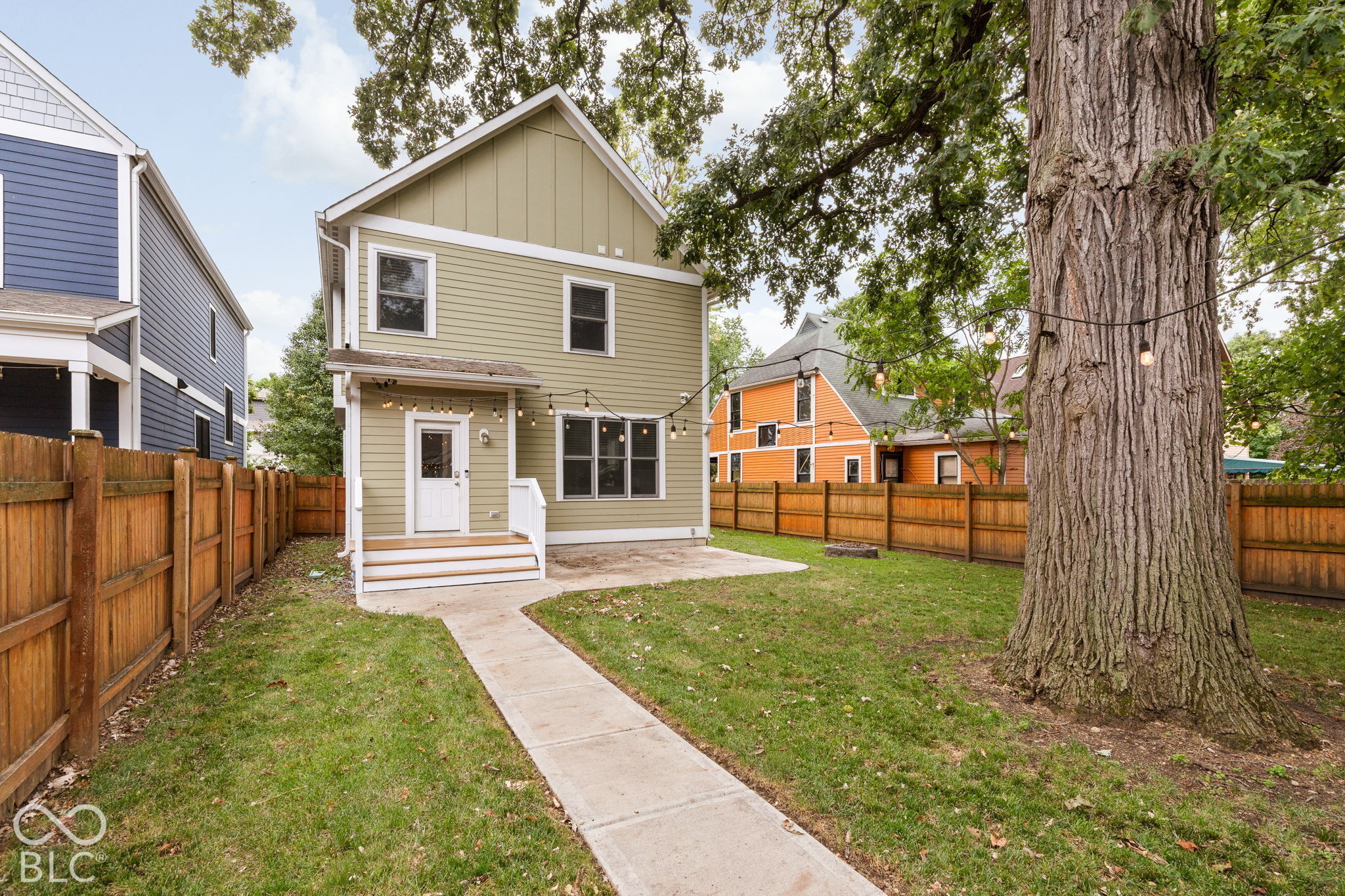 1422 Carrollton Avenue