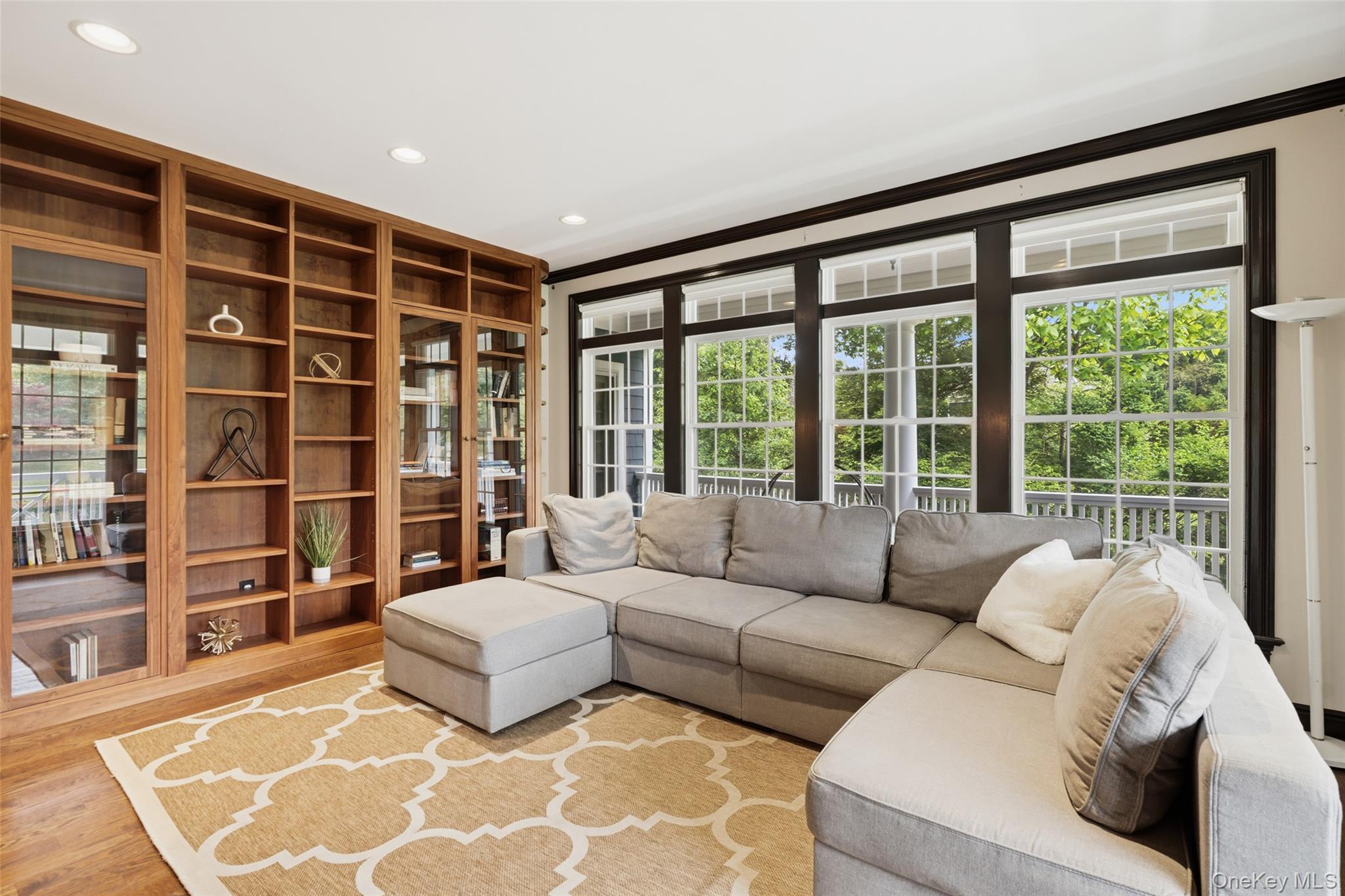 10 Old Katonah Drive